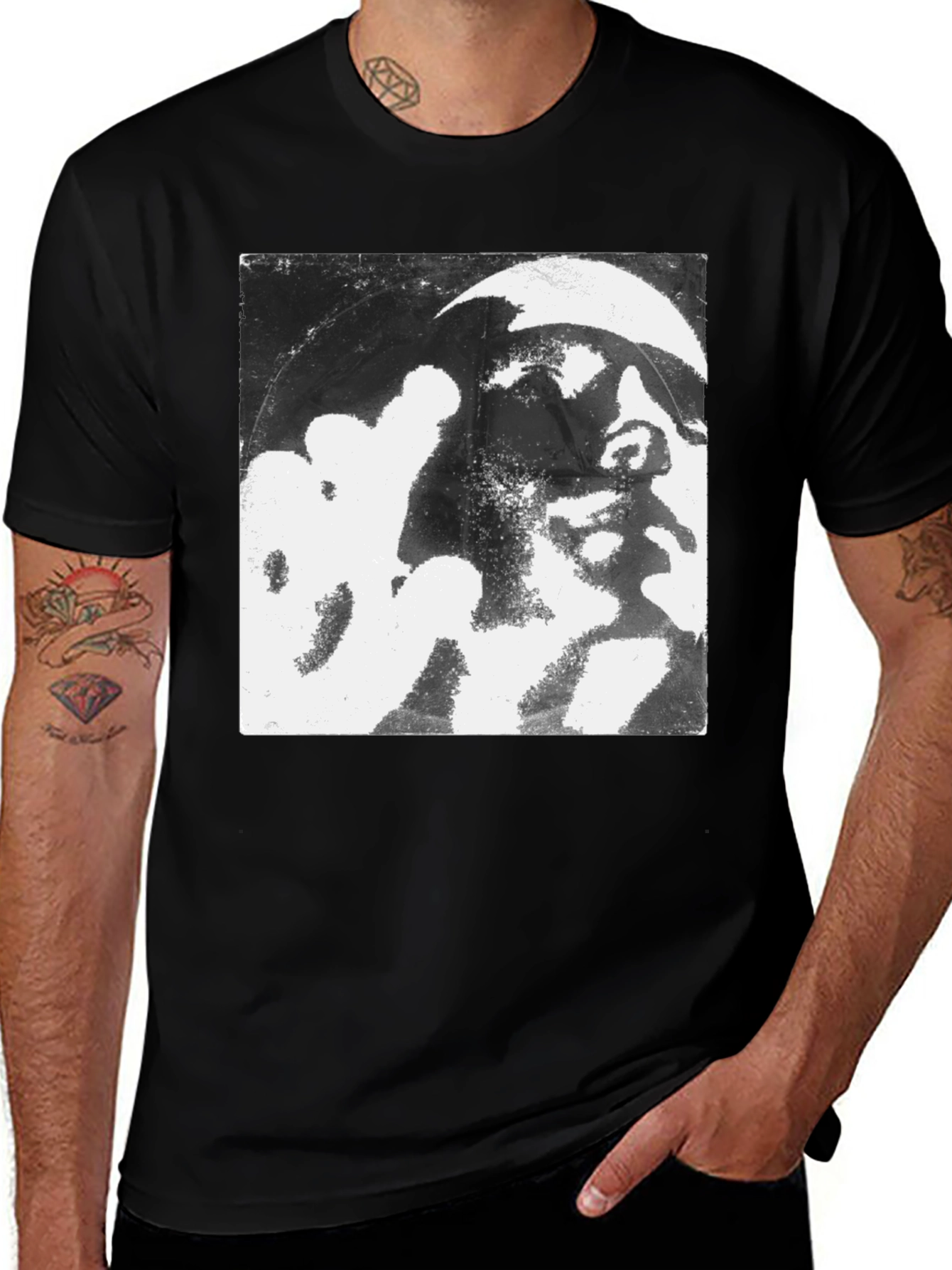 Variant 9 of Abstract Graphic Print Black T-Shirt