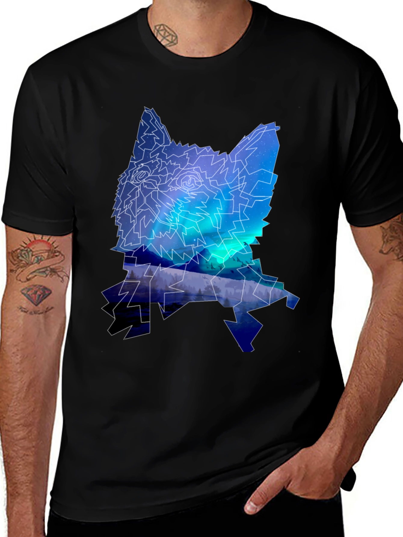 Variant 28 of Northern Lights Wolf Graphic T-Shirt