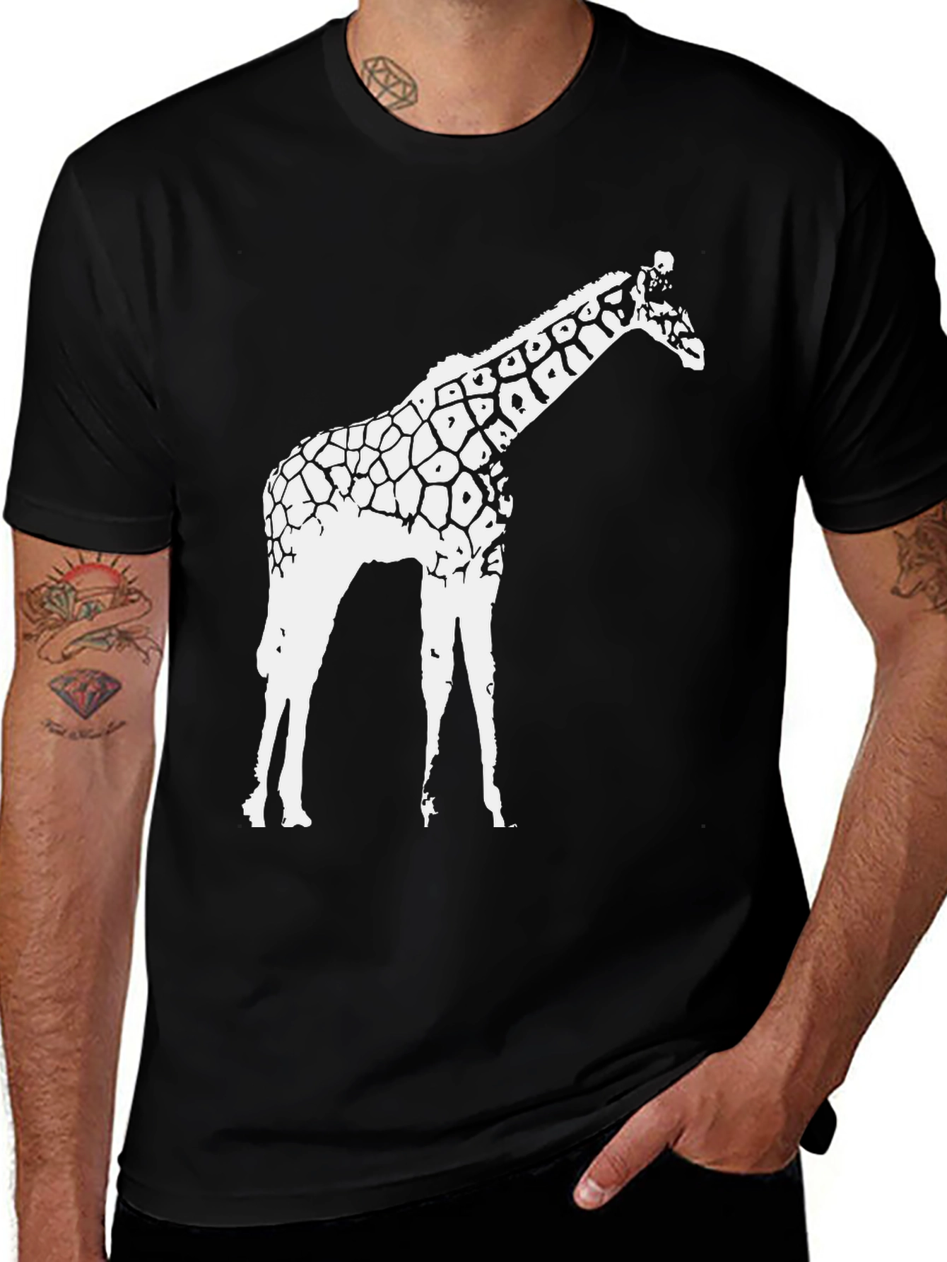 Variant 26 of Giraffe Print Black T-Shirt