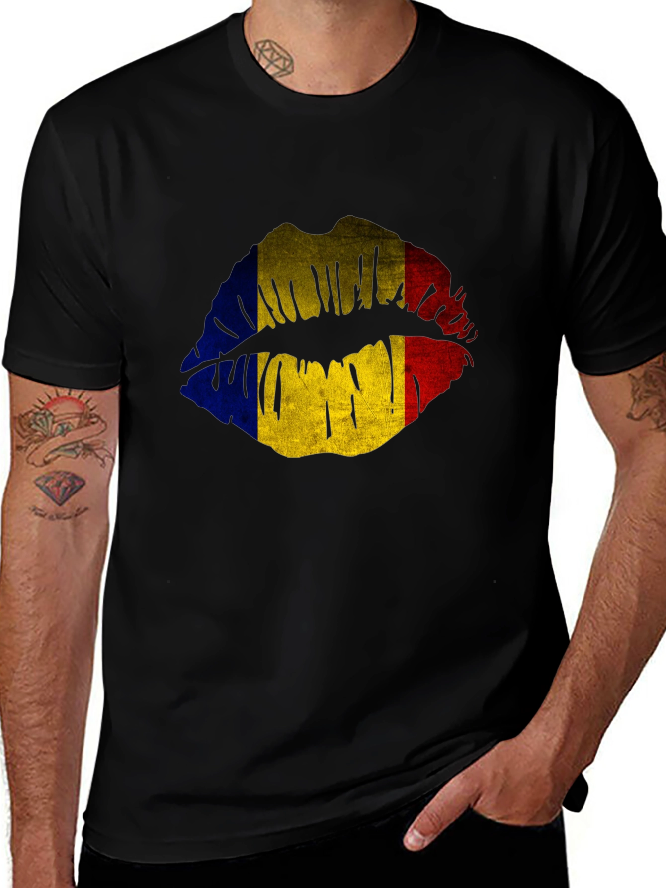 Romania Flag Lips Graphic Black T-Shirt