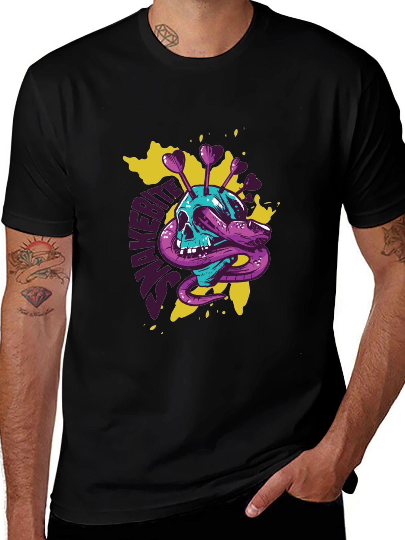 Variant 25 of Snakebite Skull Graphic T-Shirt