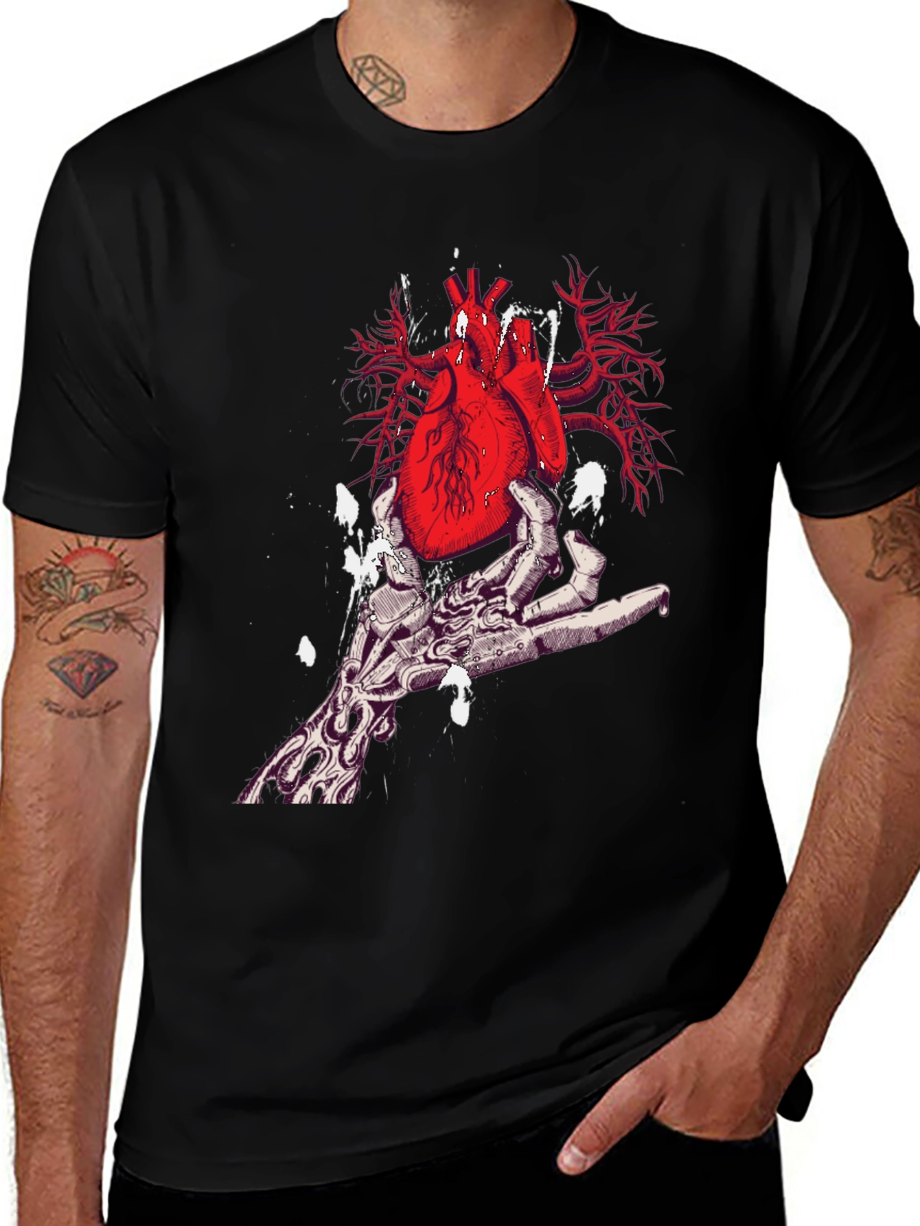 Variant 25 of Heart in Hand Graphic Print Black T-Shirt