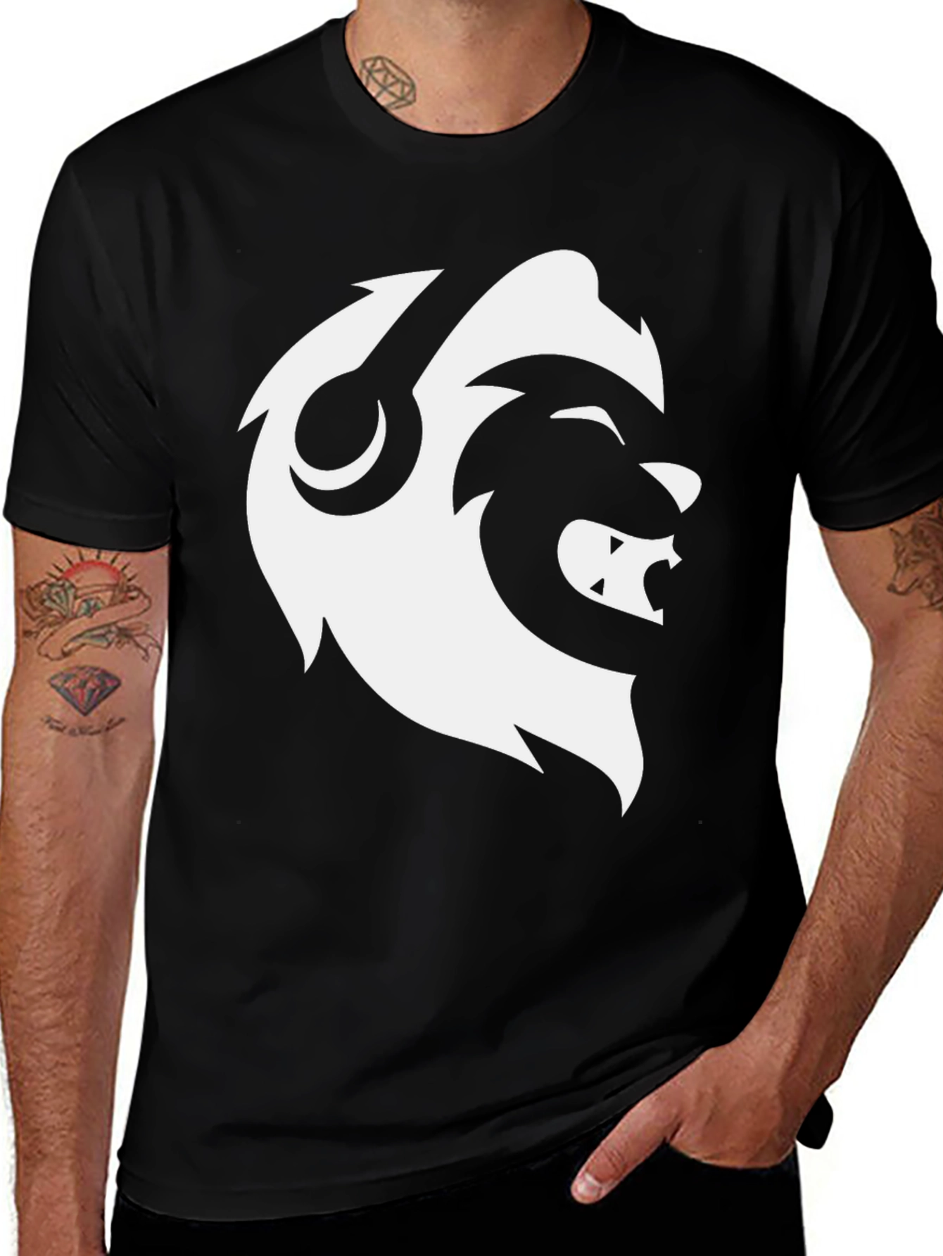 Variant 22 of Cool Graphic Tee: Lion Head with Headphones - Black