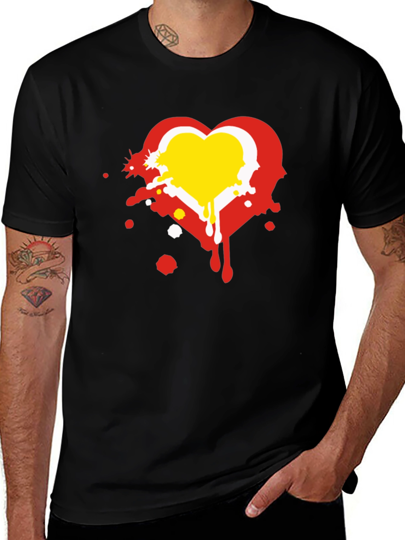 Variant 11 of Heart Graphic Print Black T-Shirt
