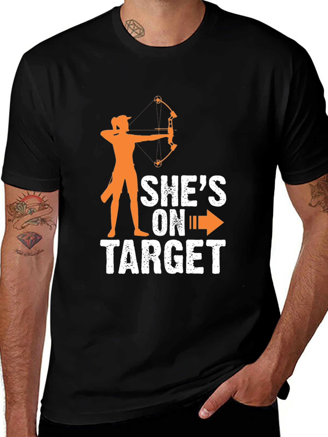 Variant 9 of She's On Target T-Shirt Archery Bow Hunter Gift
