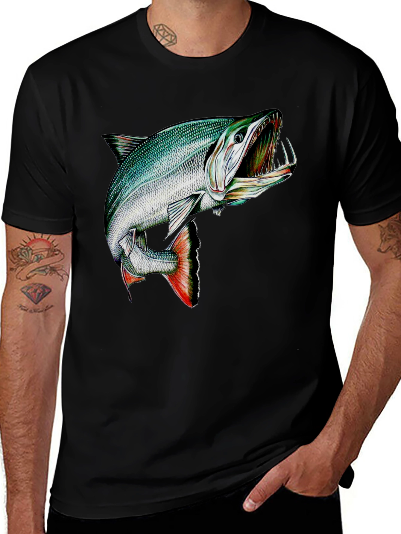 Variant 14 of Men's Black T-Shirt with Fish Graphic