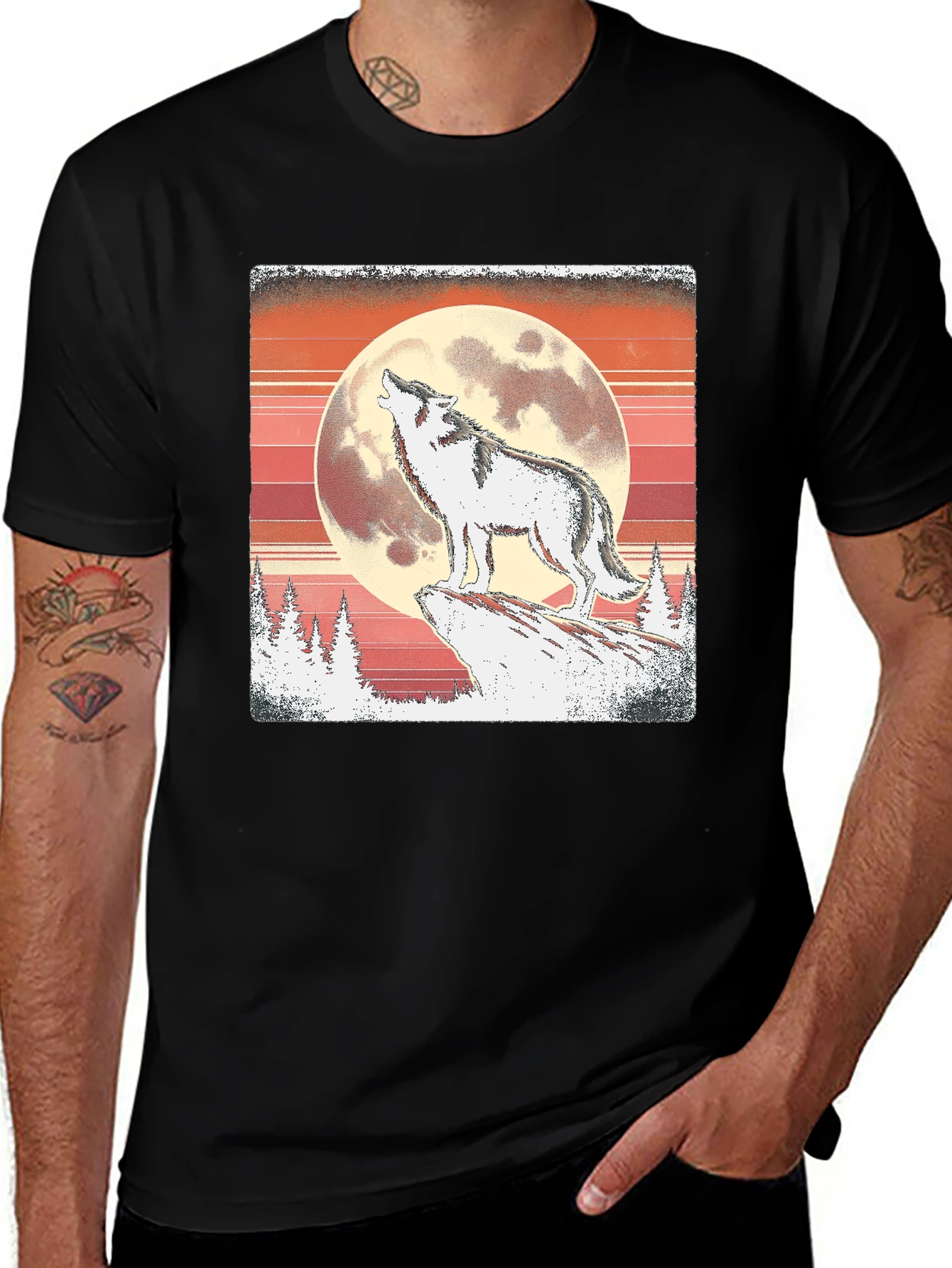 Variant 11 of Wolf Moon Graphic T-Shirt