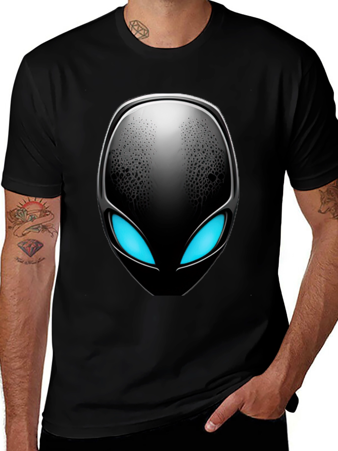 Variant 4 of Alien Head Graphic Black T-Shirt