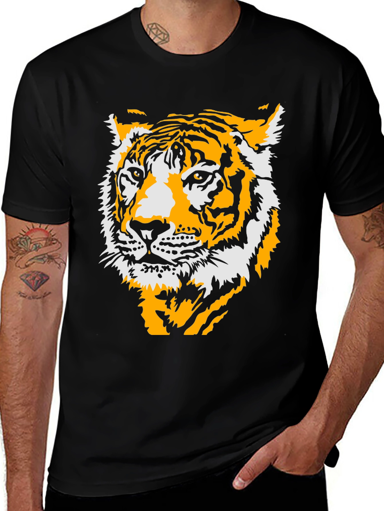 Variant 26 of Tiger Graphic Black T-Shirt
