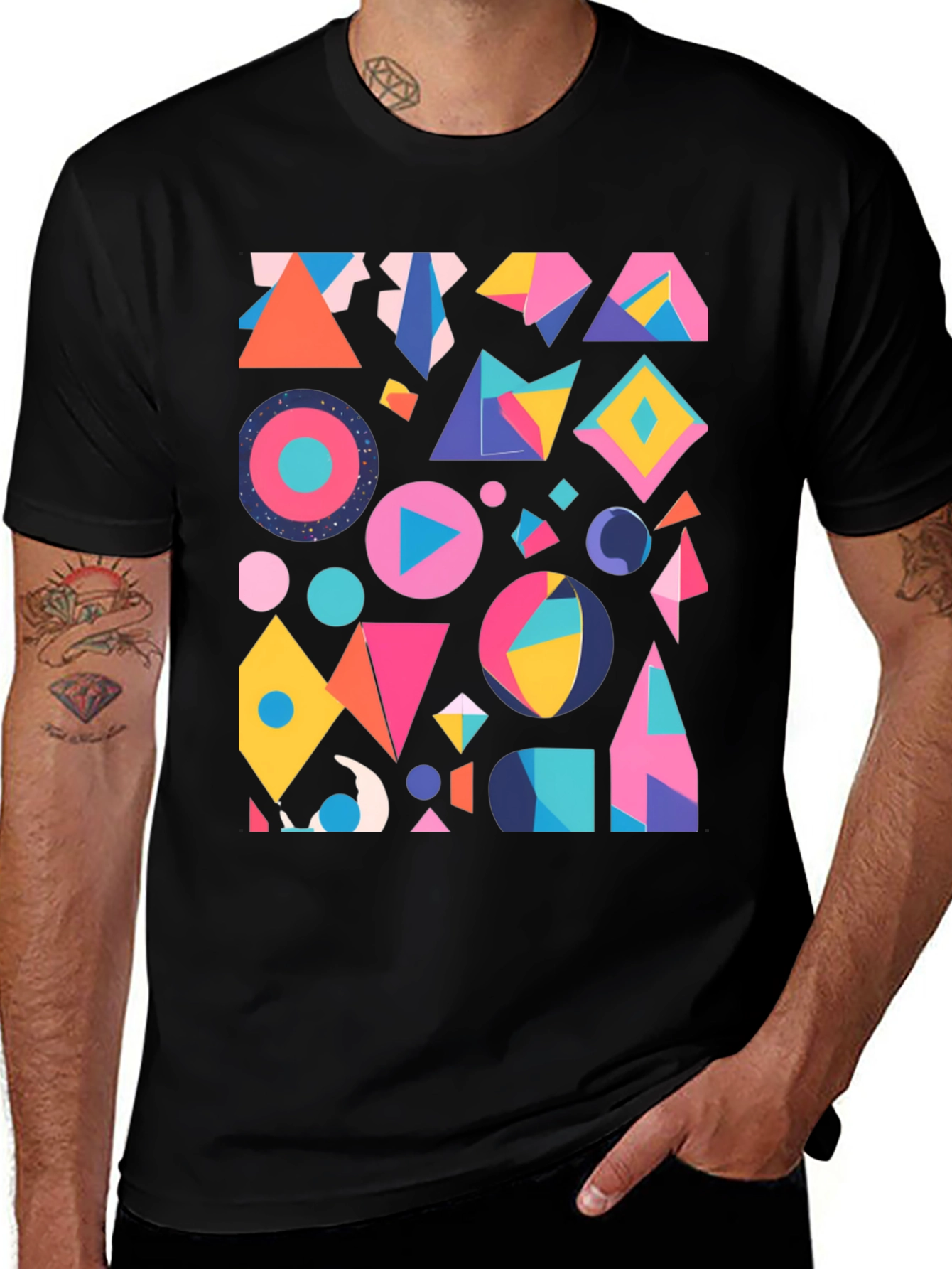 Variant 30 of Geometric Print Black T-Shirt
