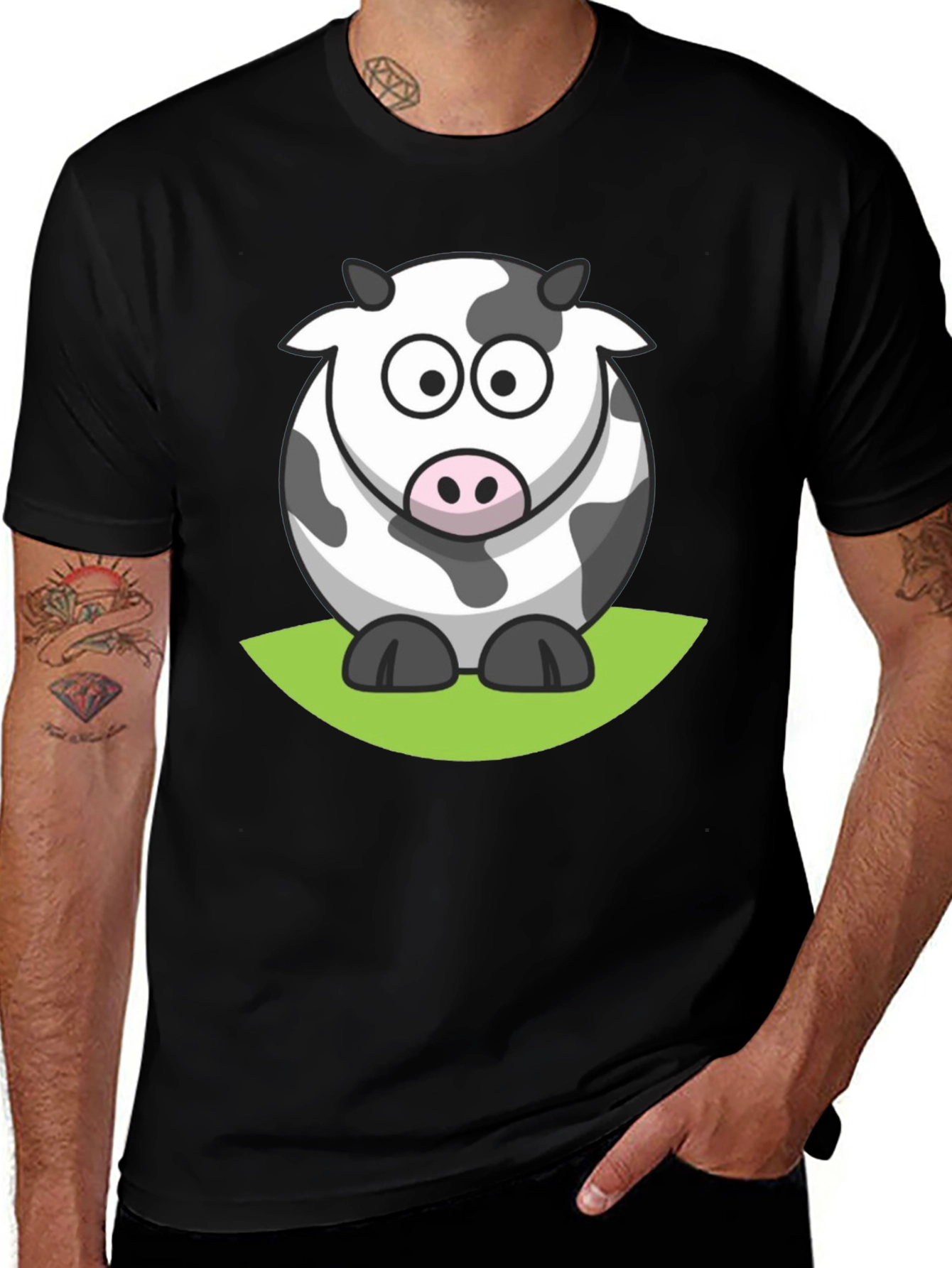 Variant 20 of Cartoon Cow Graphic Black T-Shirt