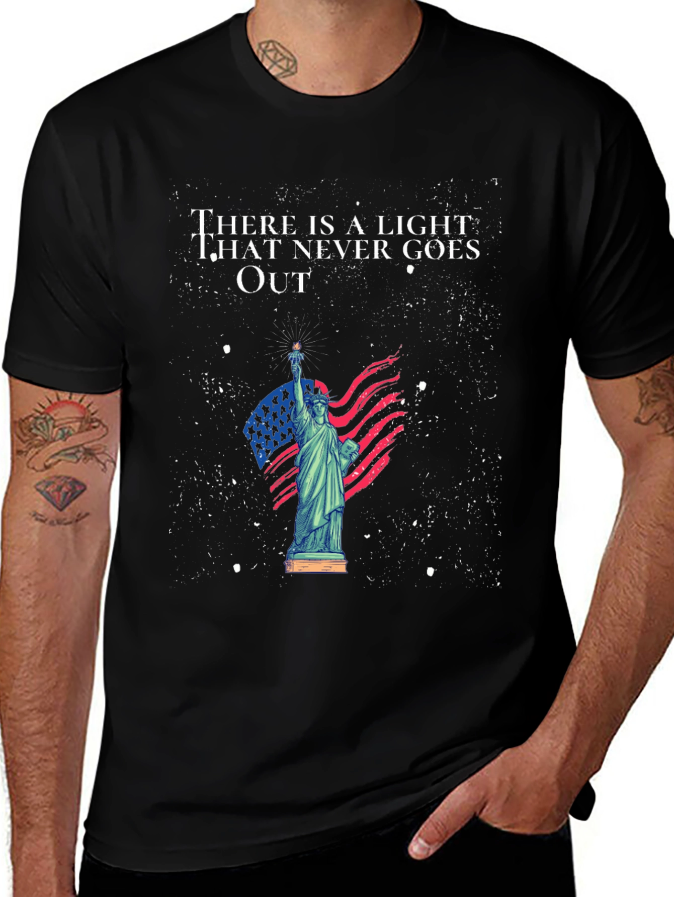 Statue of Liberty Graphic T-Shirt