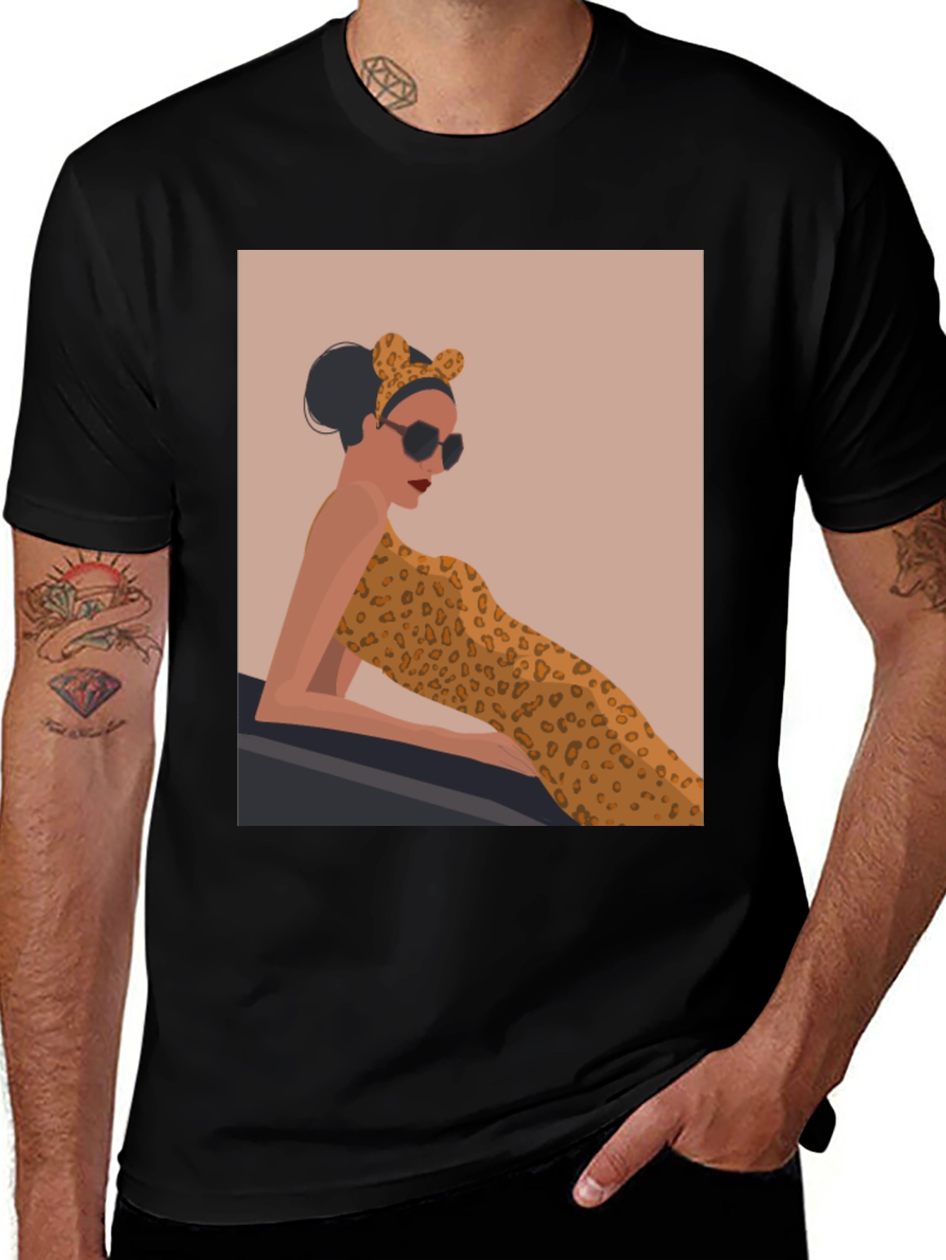 Stylish Black Tee with Leopard Print Woman Graphic