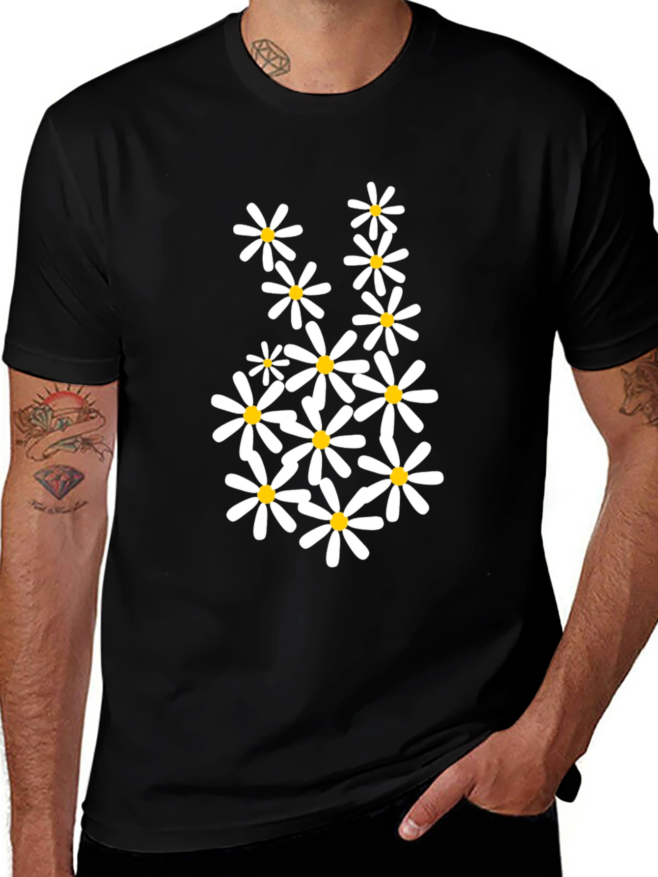 Variant 2 of Black Daisy Graphic T-Shirt