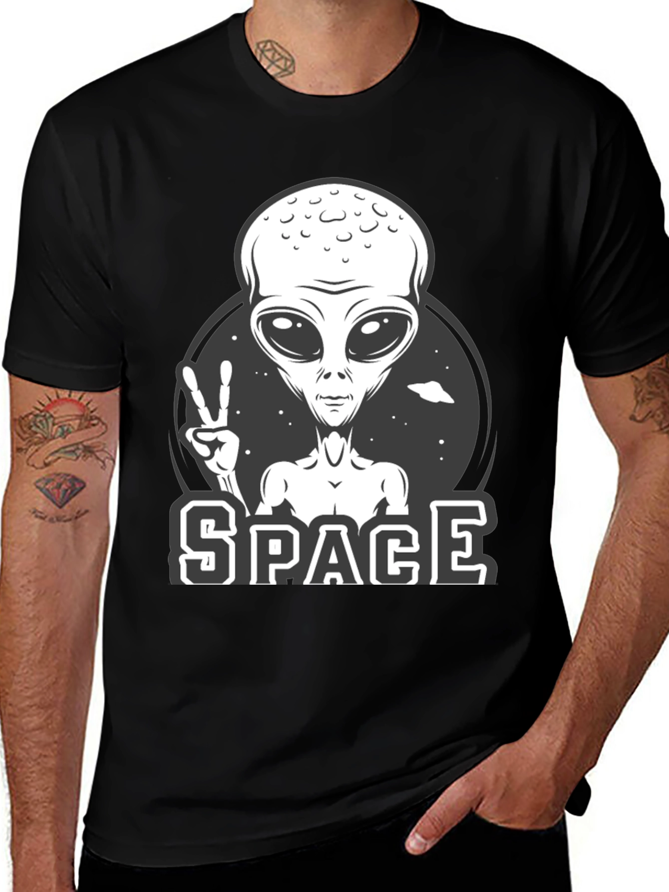 Variant 28 of Alien Peace Sign Graphic Tee