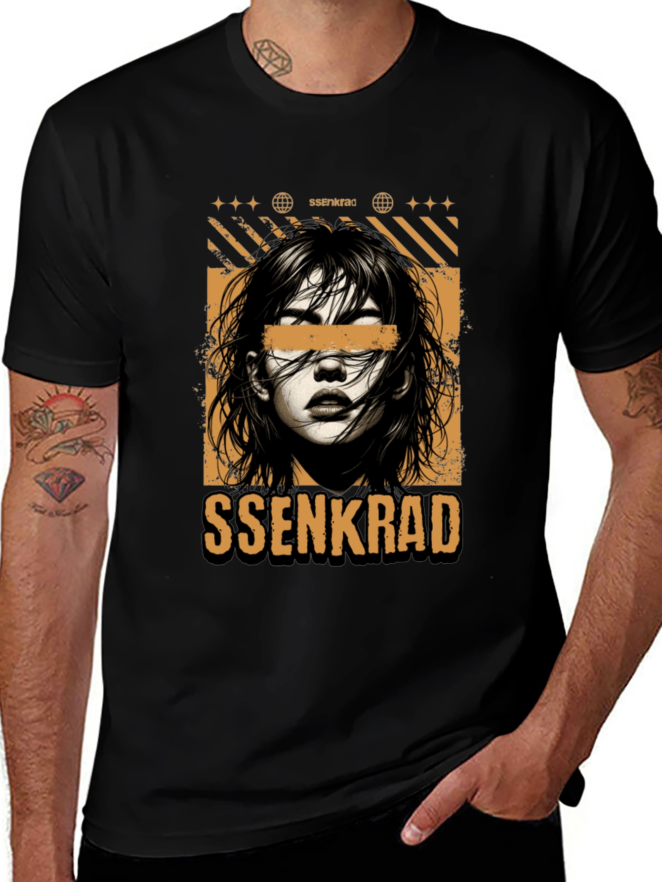 Variant 9 of Ssenkrad Graphic Print Black T-Shirt