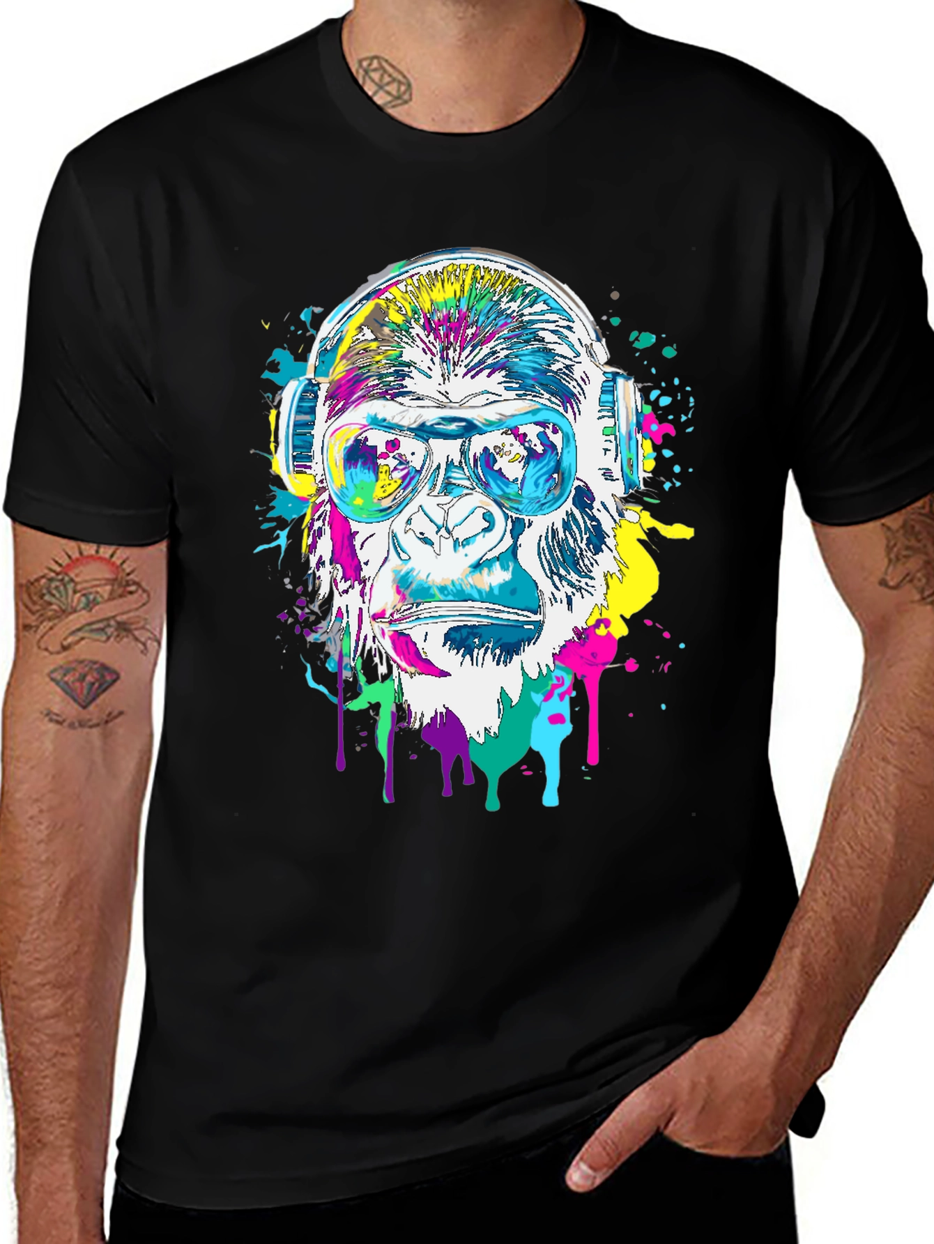 Variant 19 of Cool Gorilla Graphic Tee