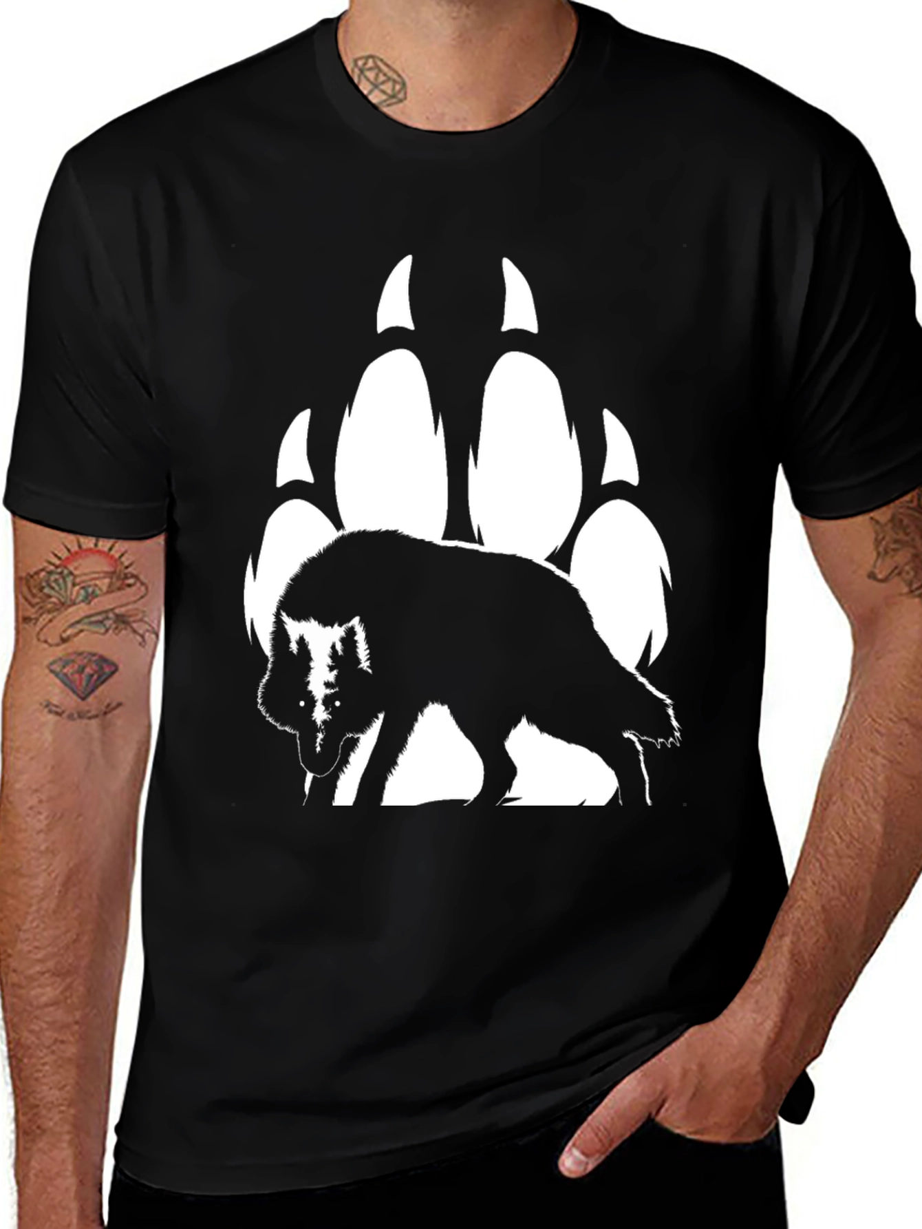 Variant 15 of Wolf & Paw Print Graphic T-Shirt