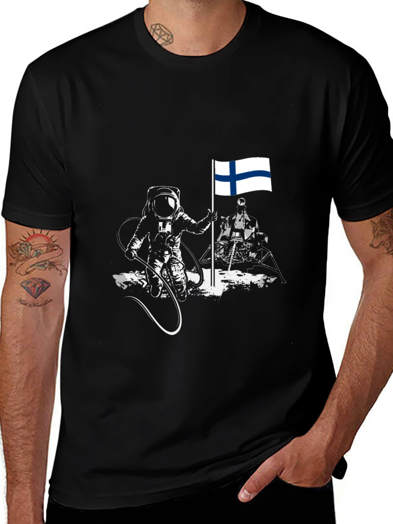 Astronaut Finland Flag Graphic T-Shirt