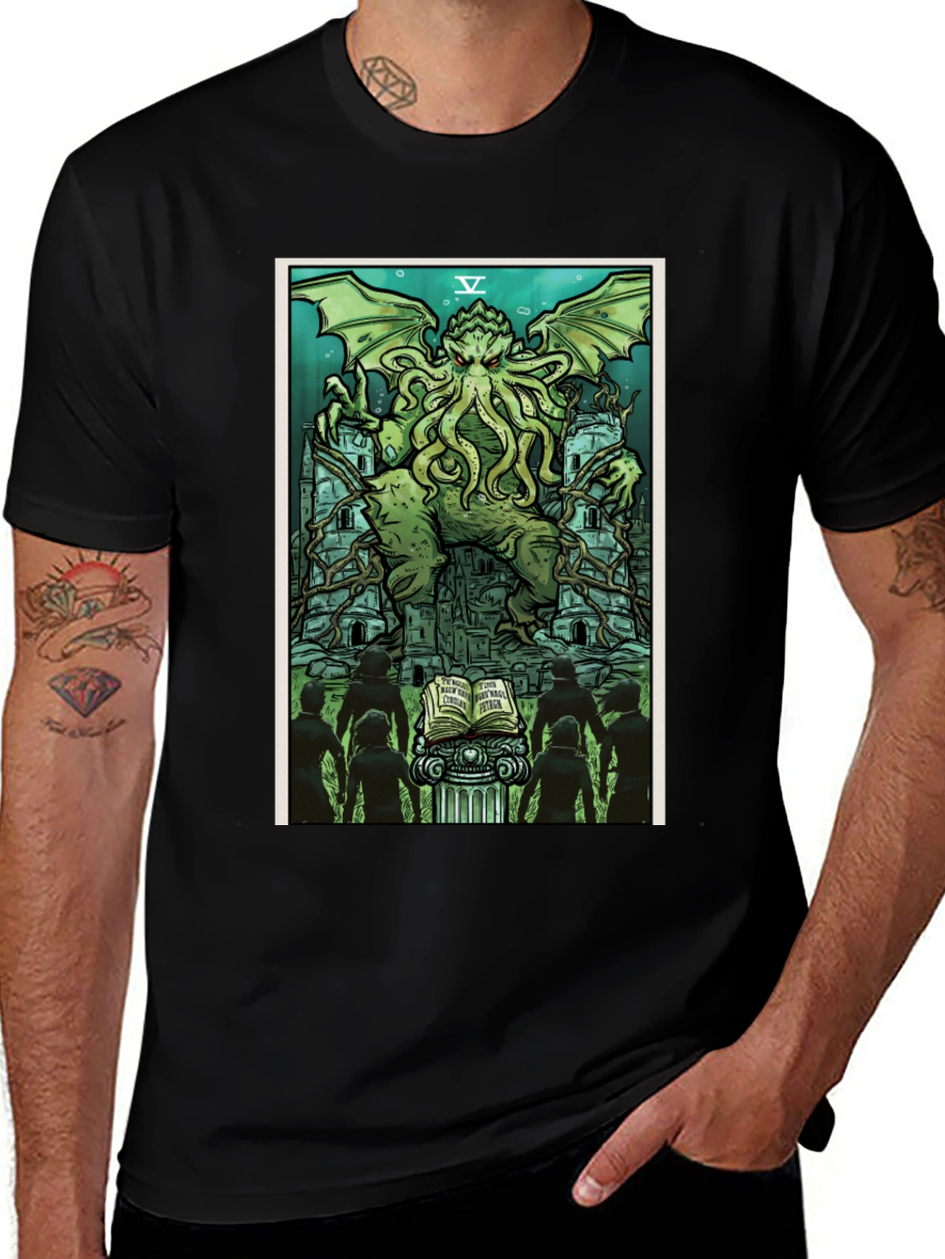 Cthulhu Tarot Card T-Shirt - Eldritch Horror Tee