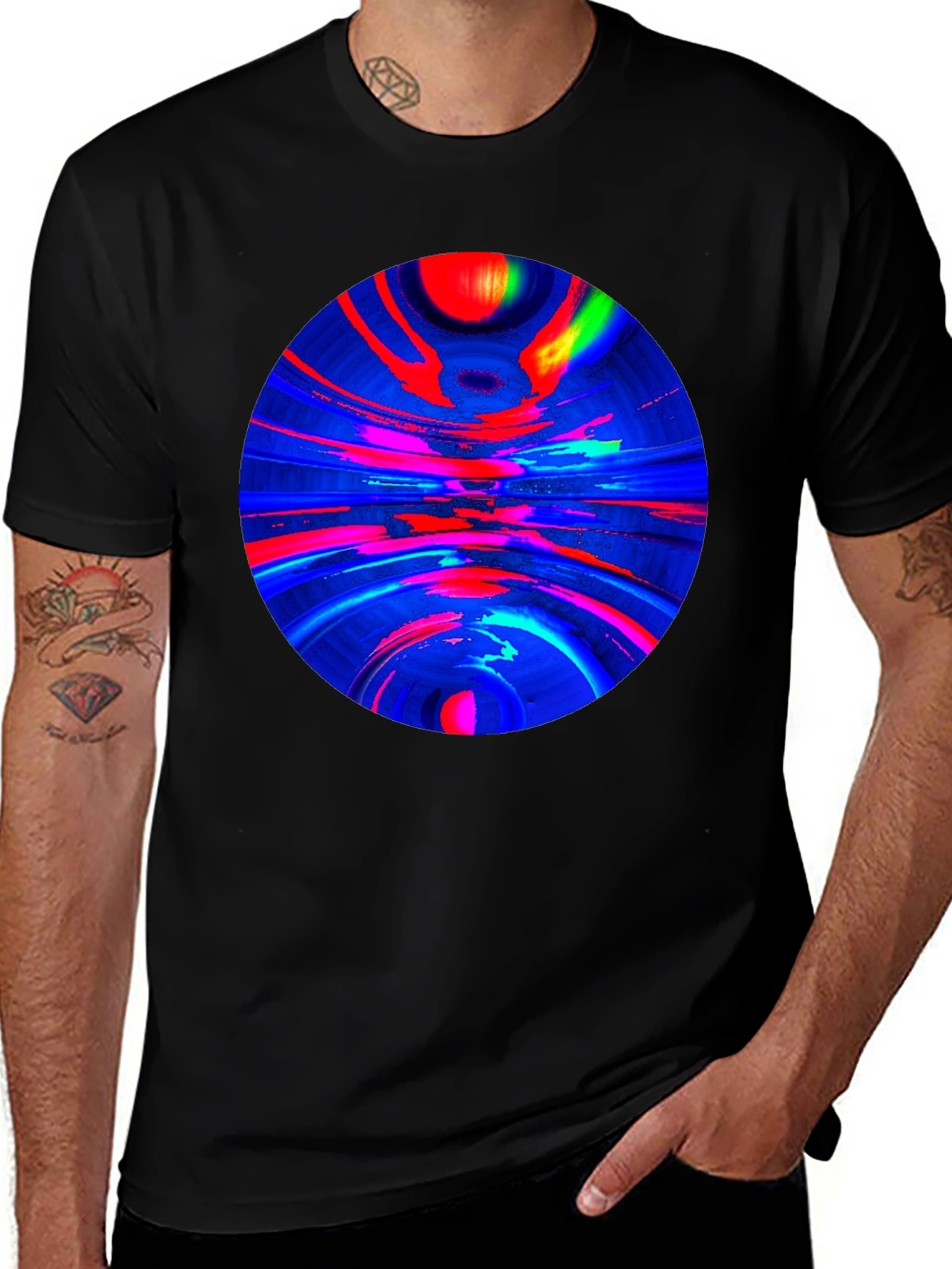 Variant 3 of Abstract Circle Graphic T-Shirt