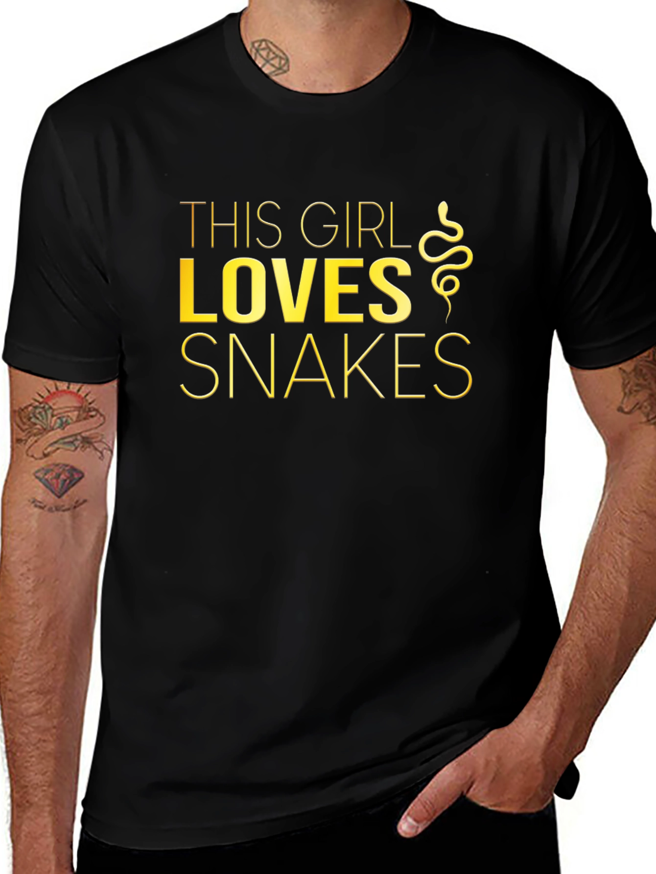Variant 6 of This Girl Loves Snakes T-Shirt - Black