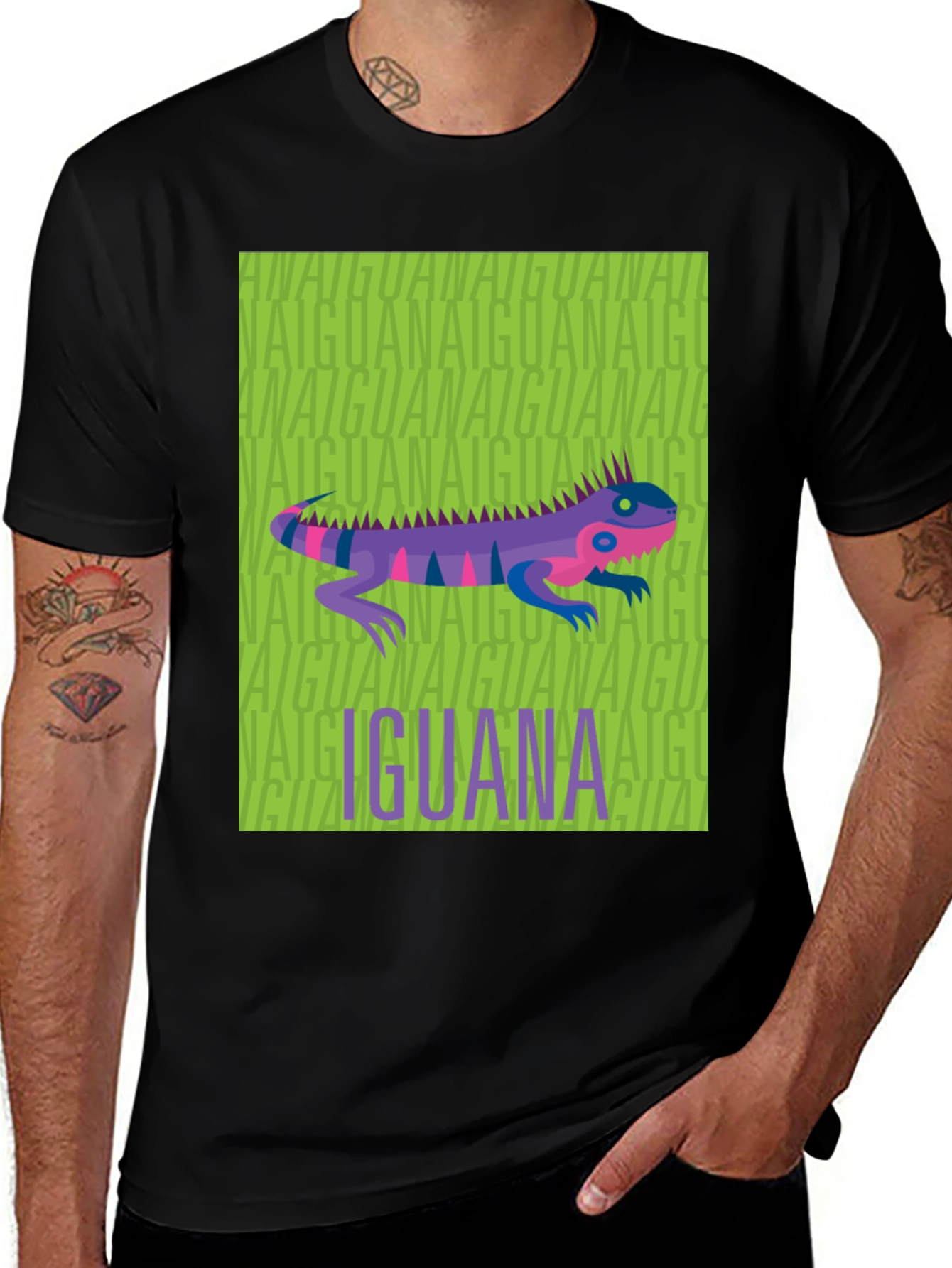 Variant 16 of Iguana Graphic Print Black T-Shirt