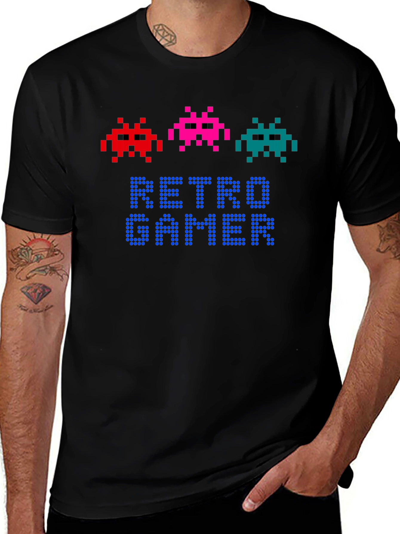 Retro Gamer T-Shirt - Pixel Art Alien Design