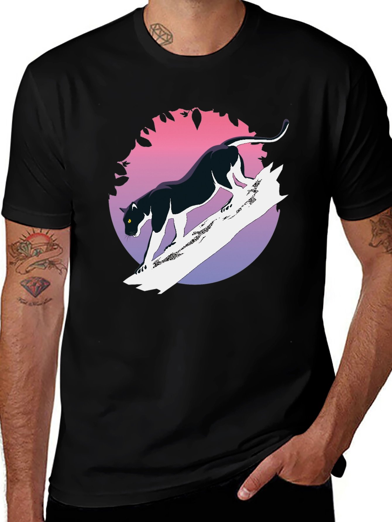 Variant 17 of Black Panther Graphic Tee - Retro Style