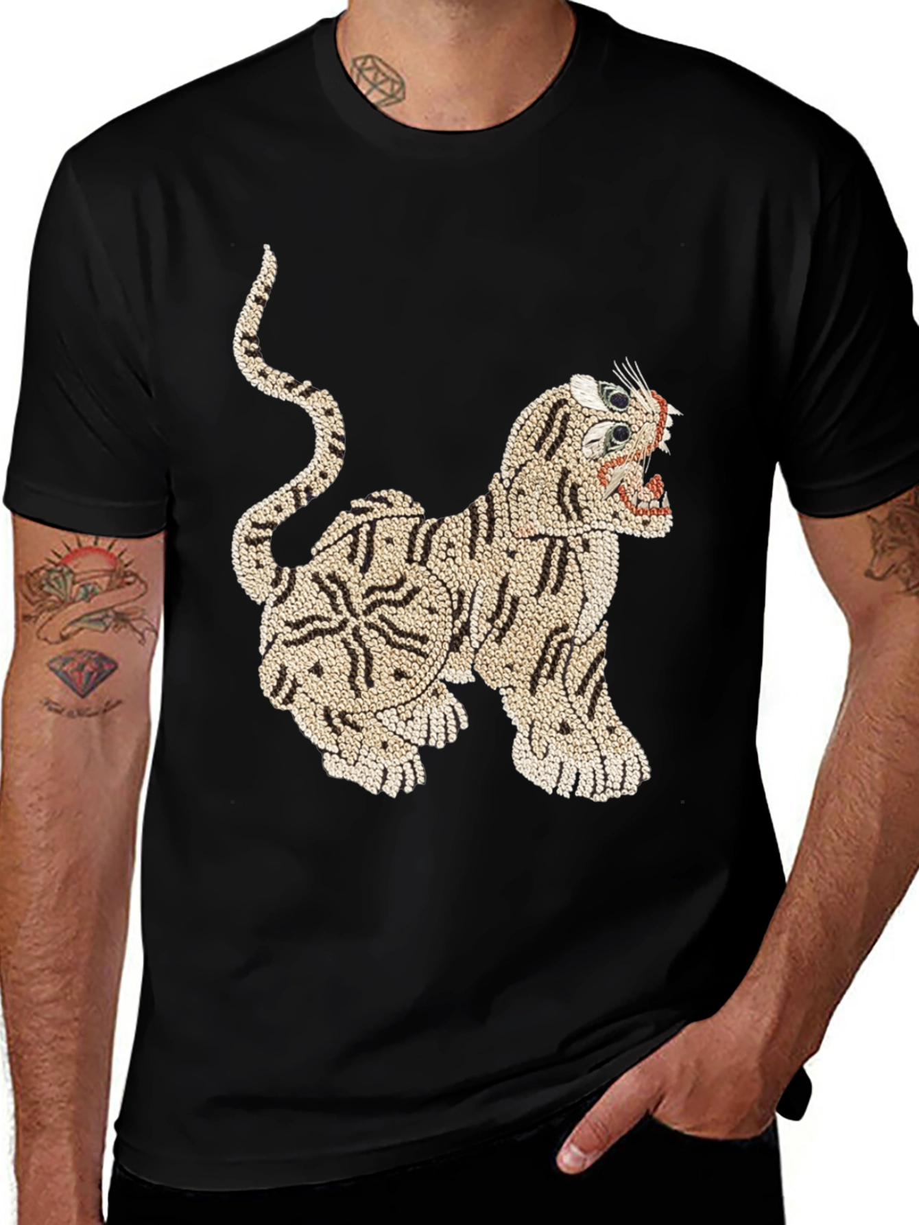 Variant 15 of Tiger Graphic Print T-Shirt
