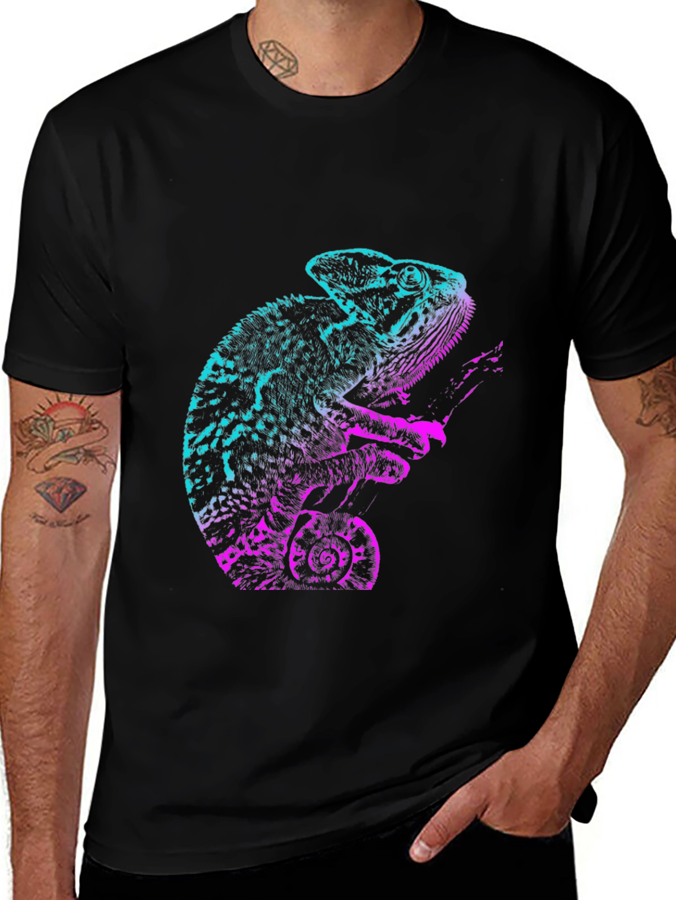 Variant 18 of Chameleon Graphic T-Shirt - Cool Gradient Design