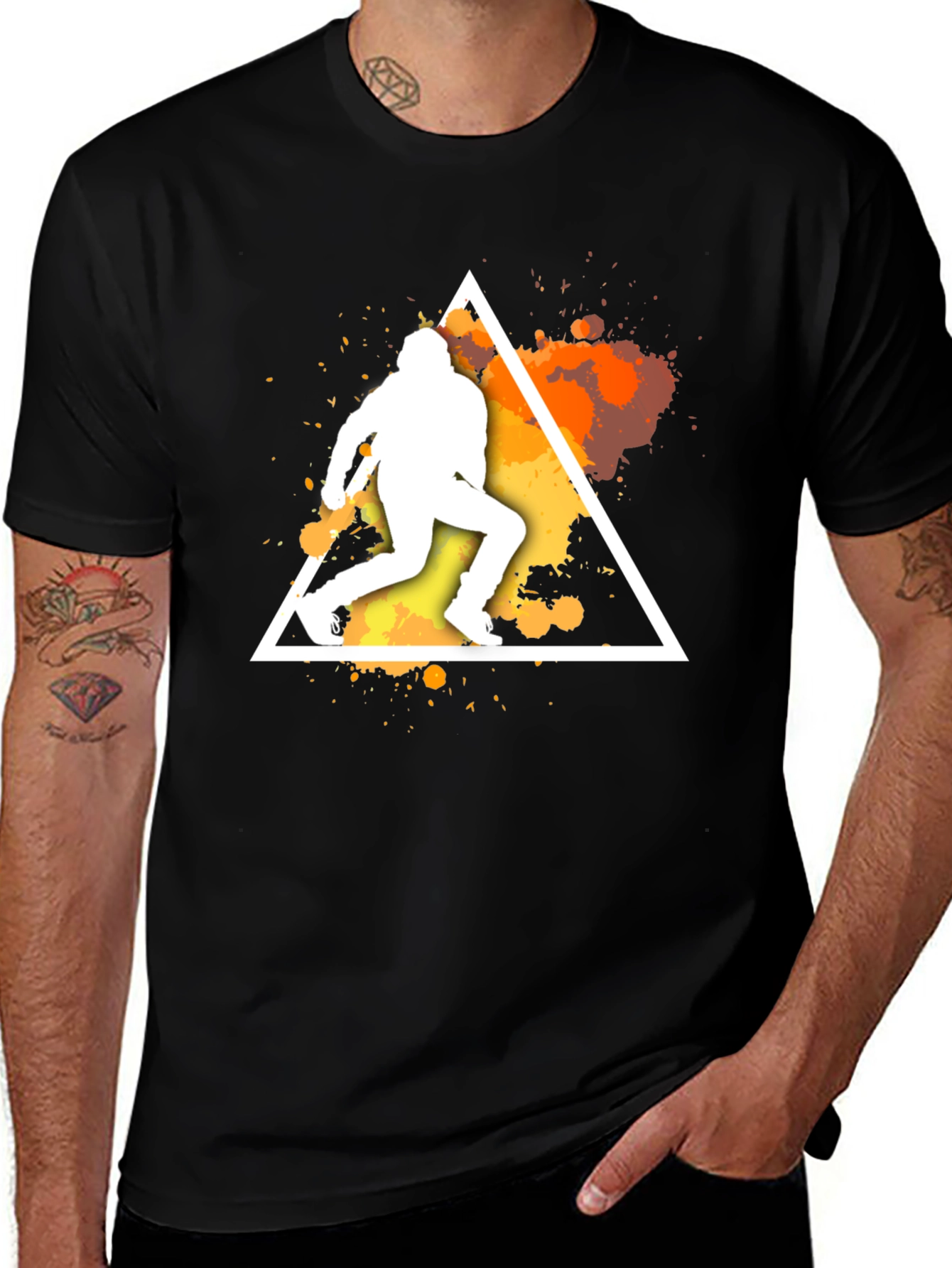 Variant 17 of Runner Triangle Graphic T-Shirt - Men's Black Tee