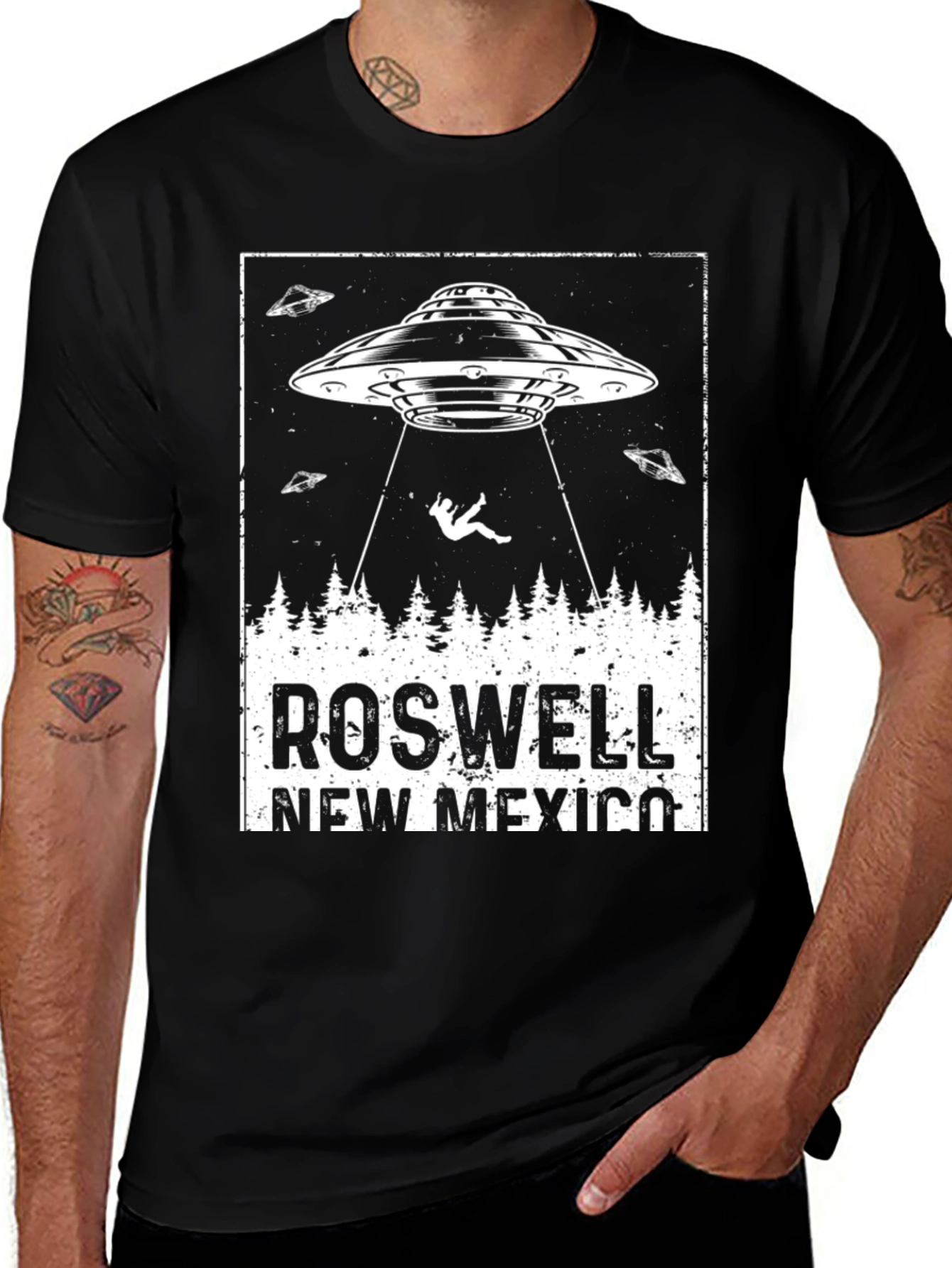Roswell UFO Abduction Graphic T-Shirt