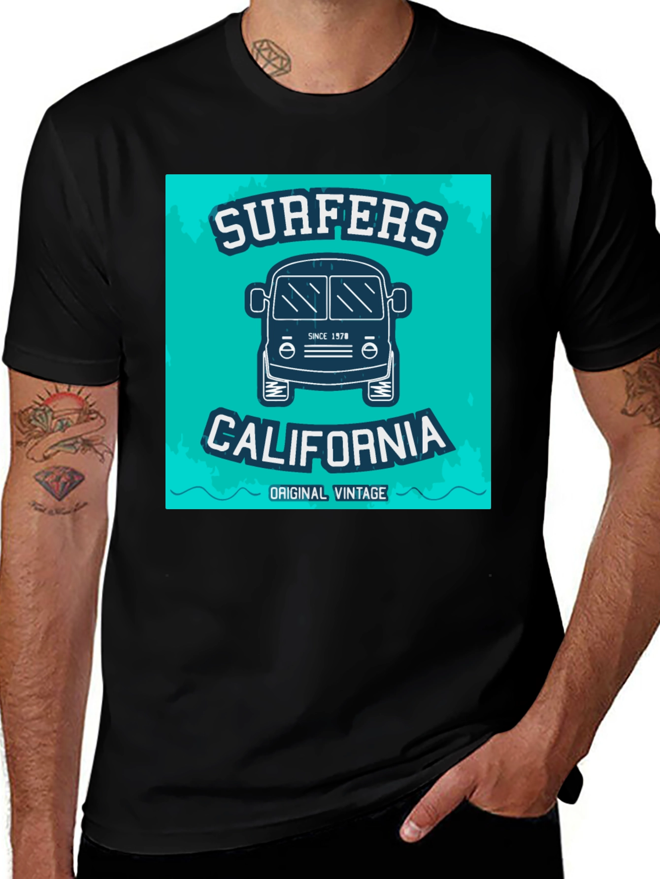 Variant 8 of Surfers California Vintage Graphic T-Shirt