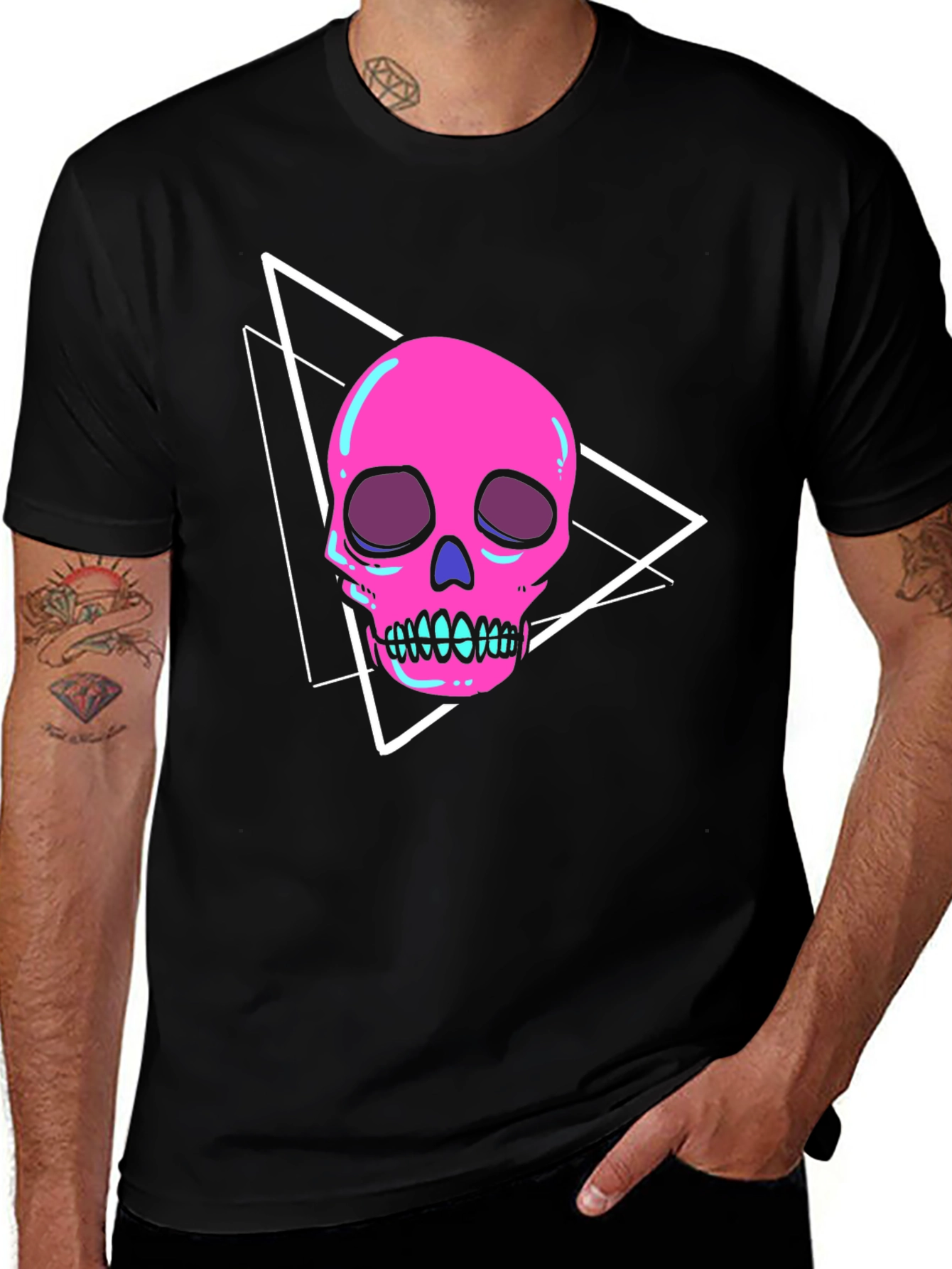 Edgy Pink Skull Graphic Tee - Modern Streetwear