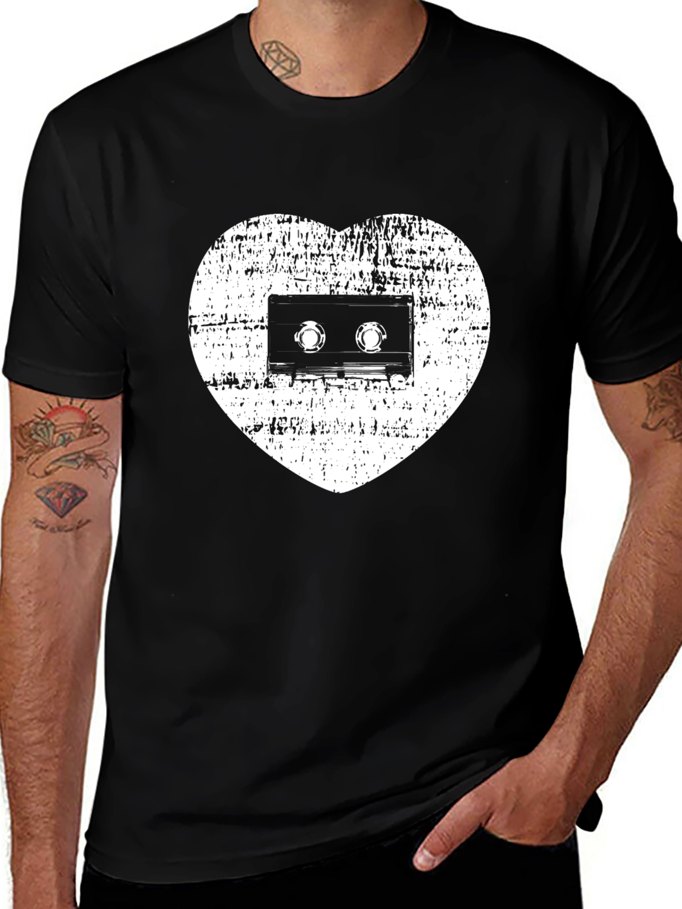 Variant 20 of Retro Music Lover T-Shirt - Cassette Heart