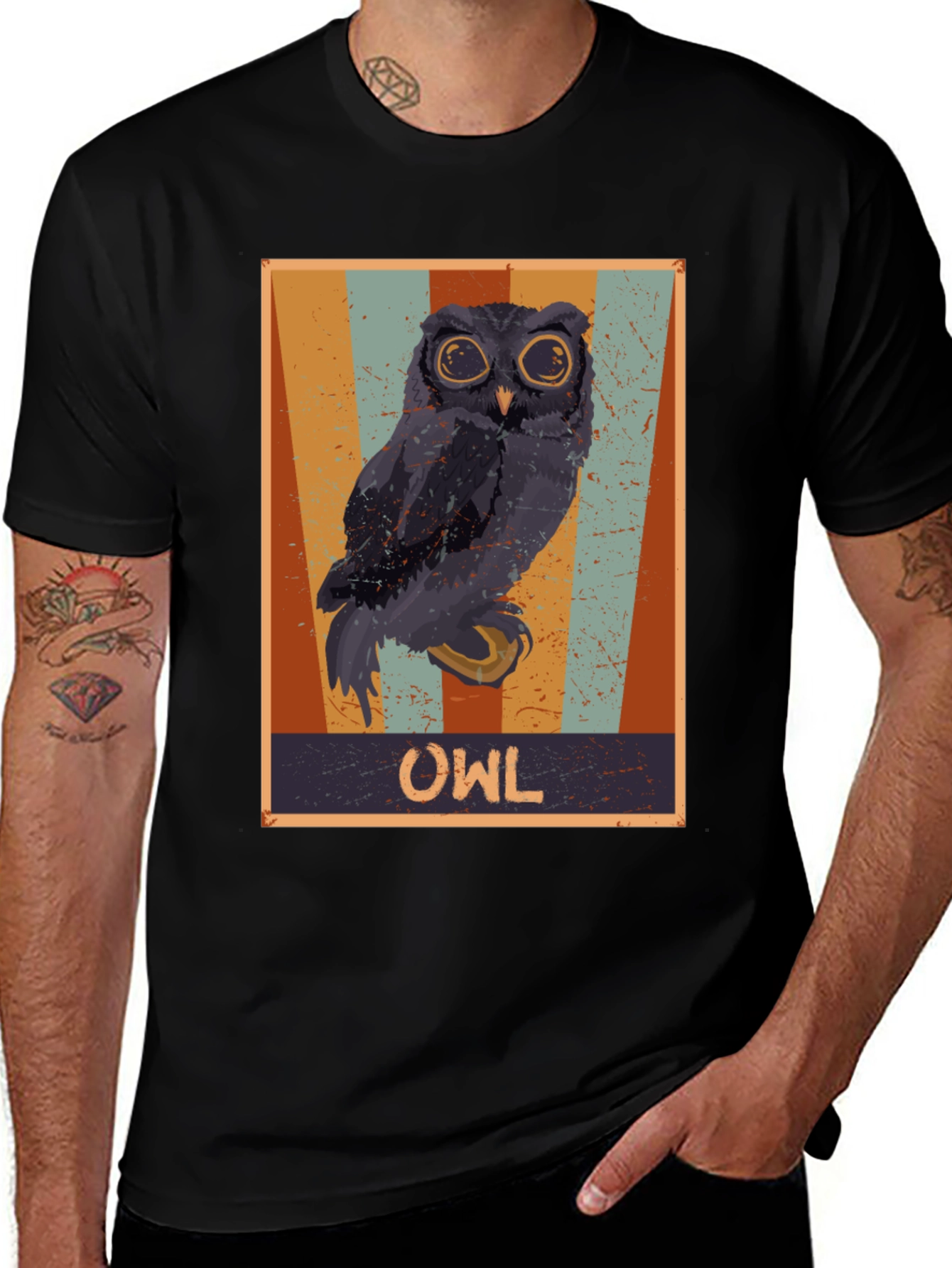 Variant 17 of Retro Owl Graphic Print Black T-Shirt