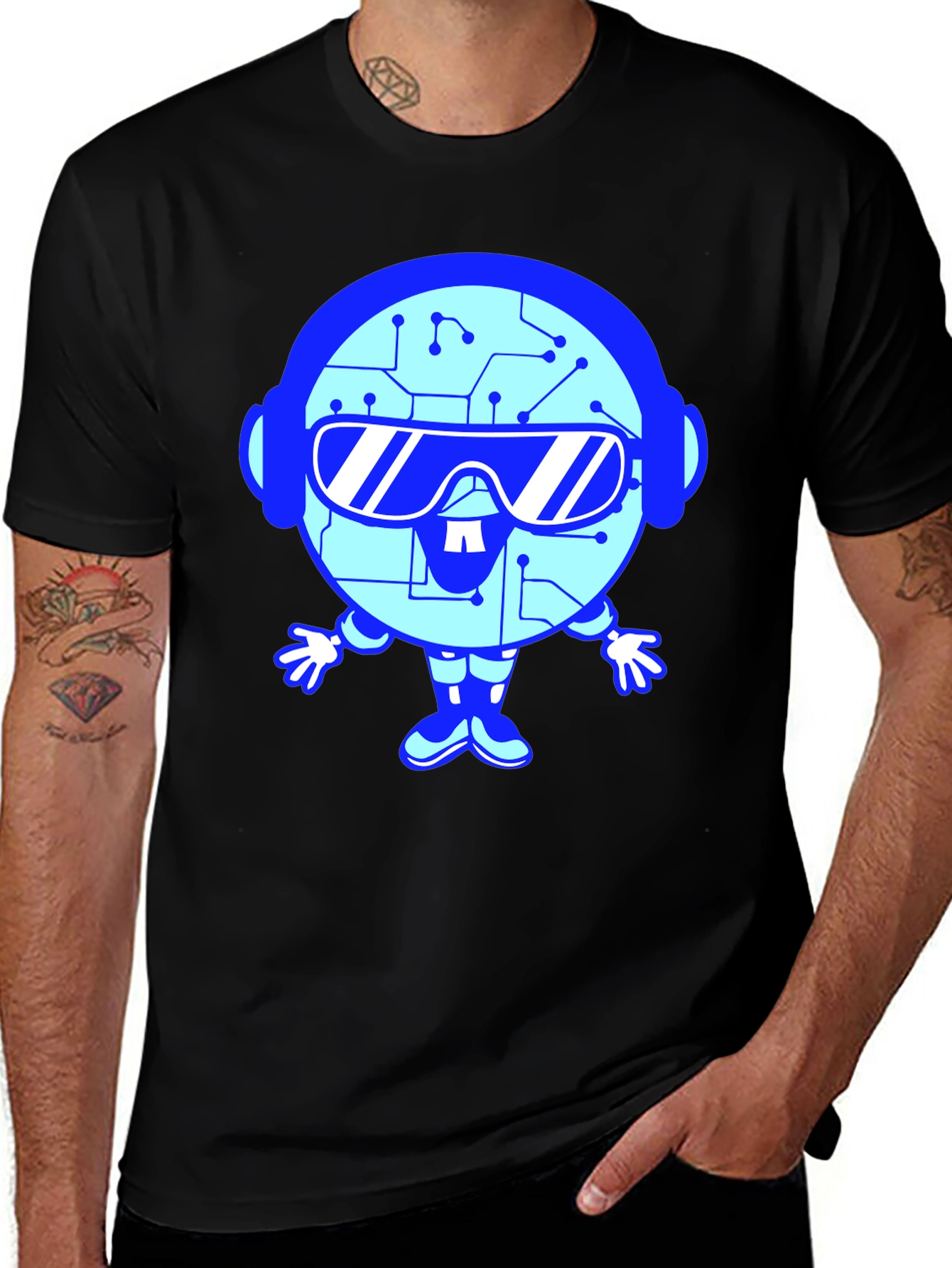 Tech Bot Graphic T-Shirt - Cool Geeky Style