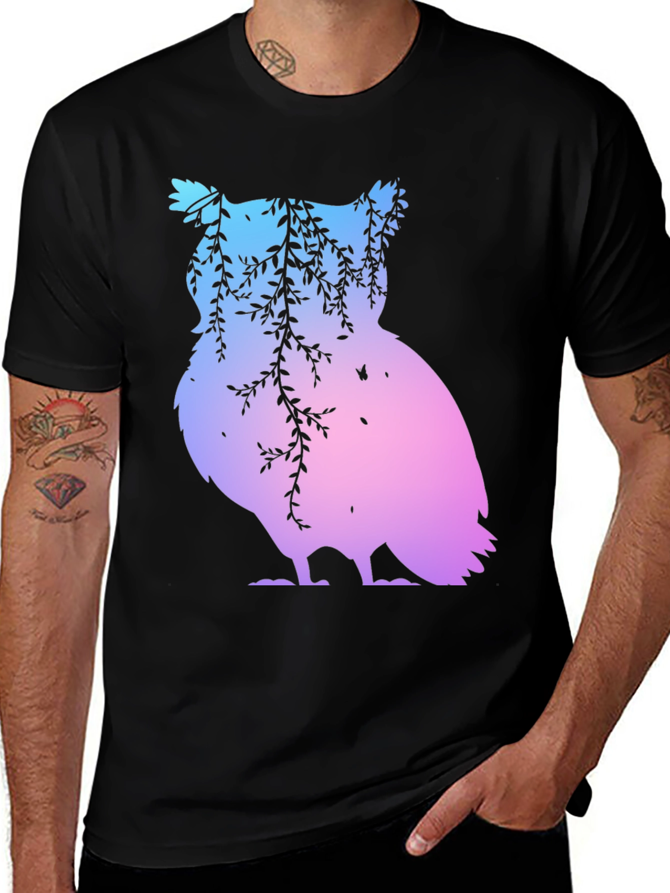 Variant 24 of Gradient Owl Graphic T-Shirt