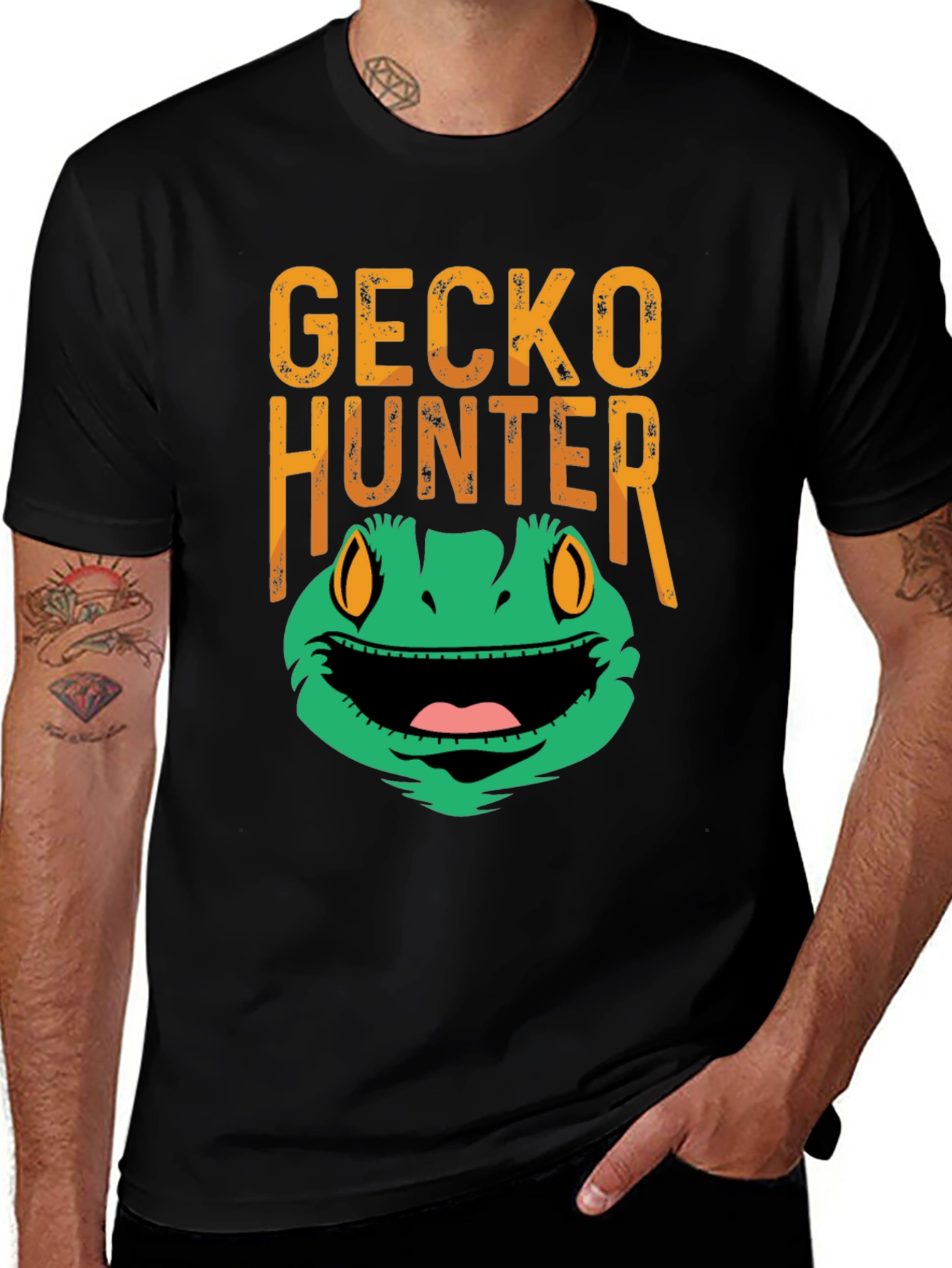Variant 16 of Gecko Hunter Funny Graphic Tee