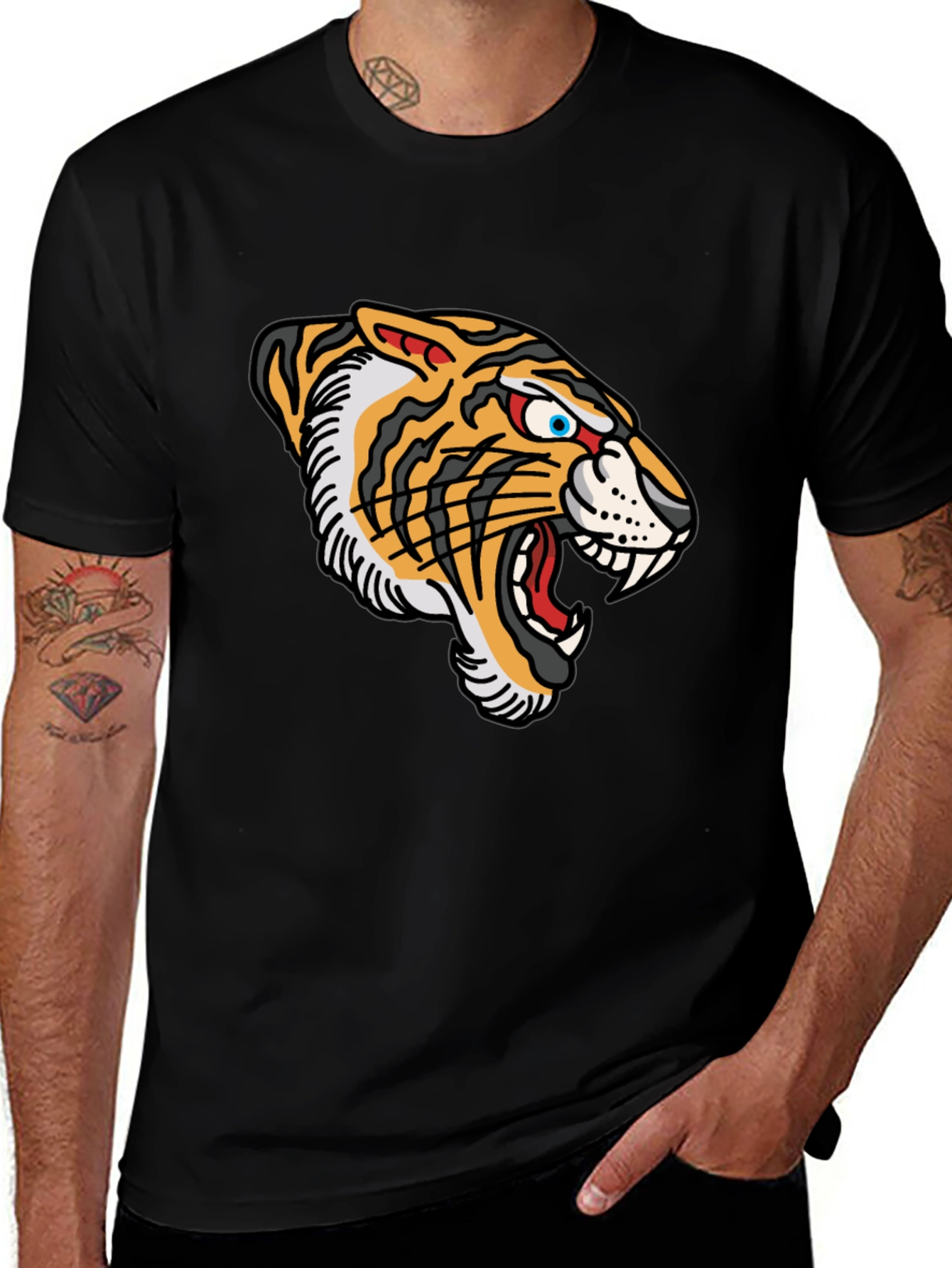 Variant 19 of Tiger Graphic Black T-Shirt