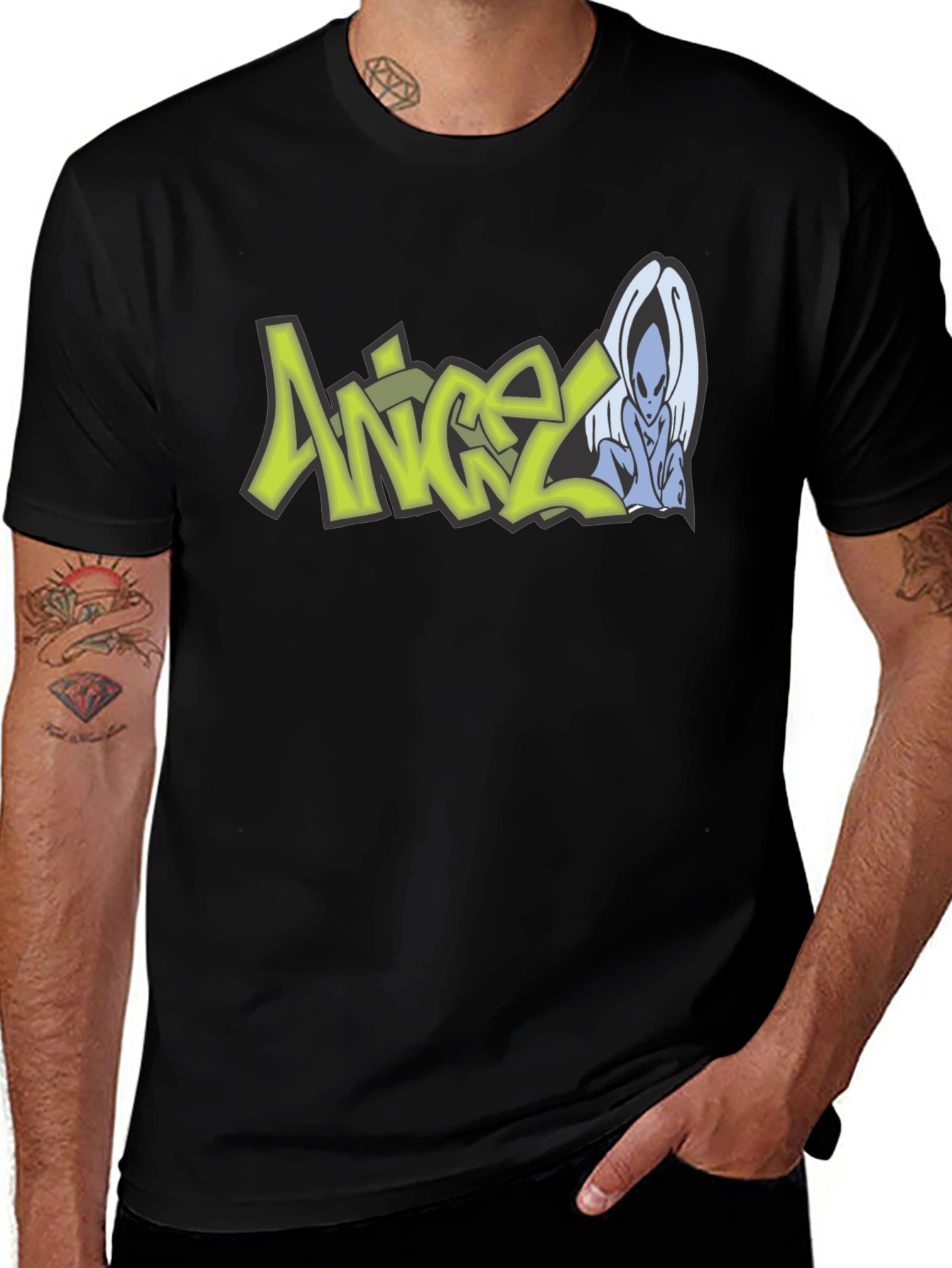 Variant 13 of Angel Alien Graphic Print Black T-Shirt