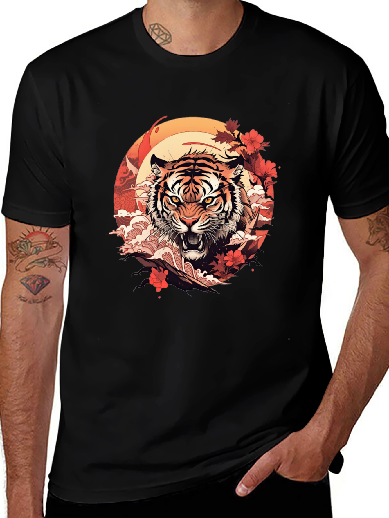 Variant 25 of Tiger Graphic Print Black T-Shirt