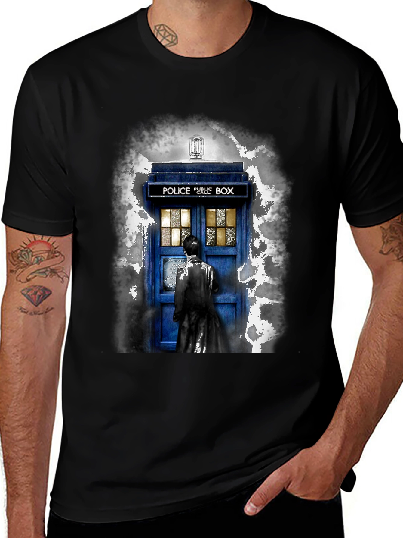 Doctor Who TARDIS Graphic Tee