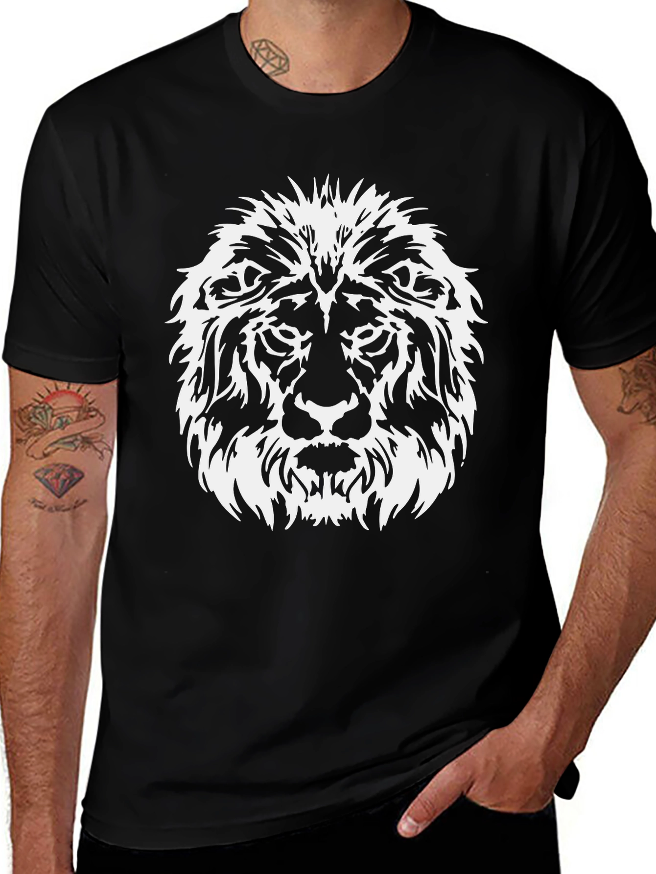 Variant 16 of Lion Graphic Black T-Shirt - Bold Animal Tee