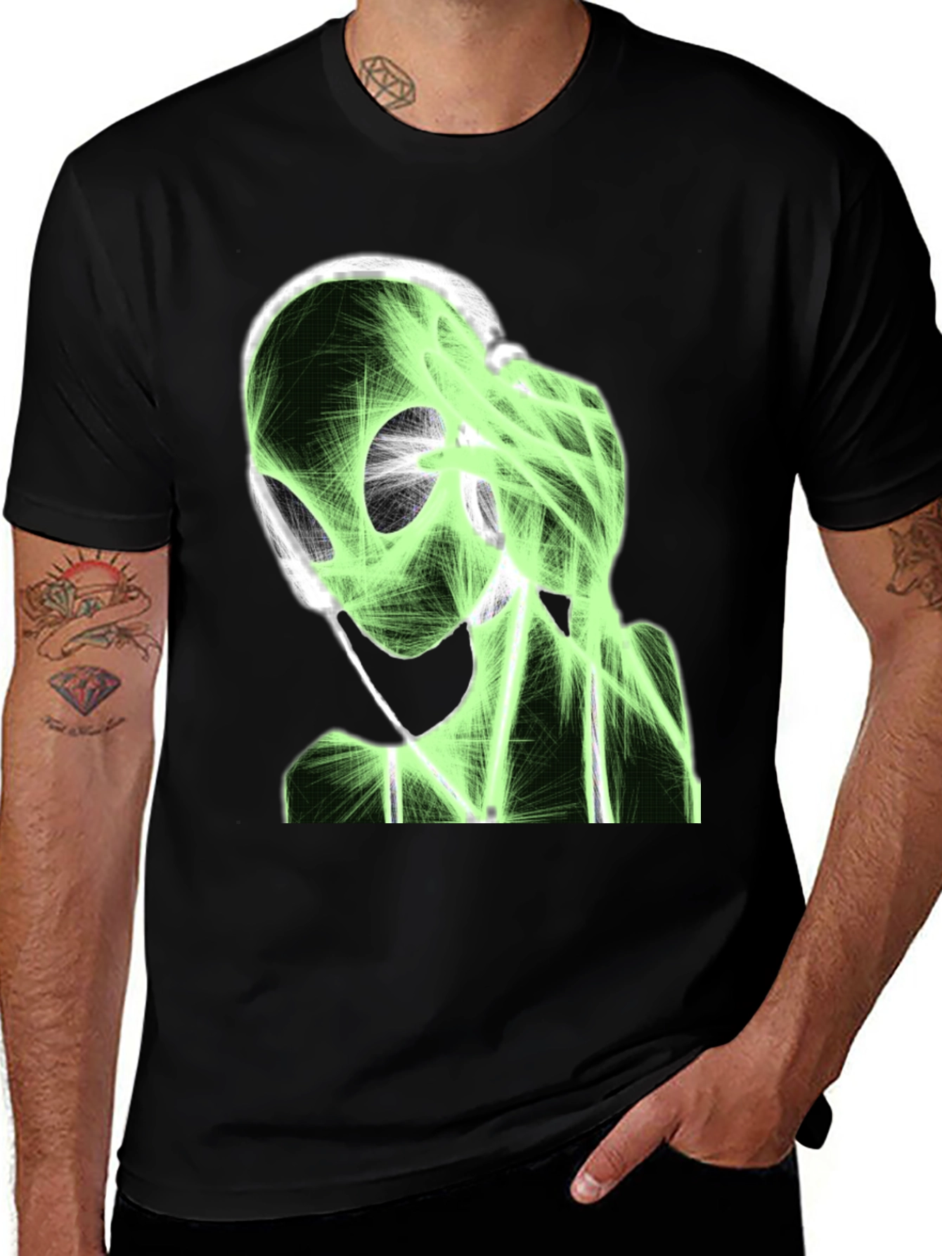 Variant 4 of Alien Head Glow-in-the-Dark Graphic Tee