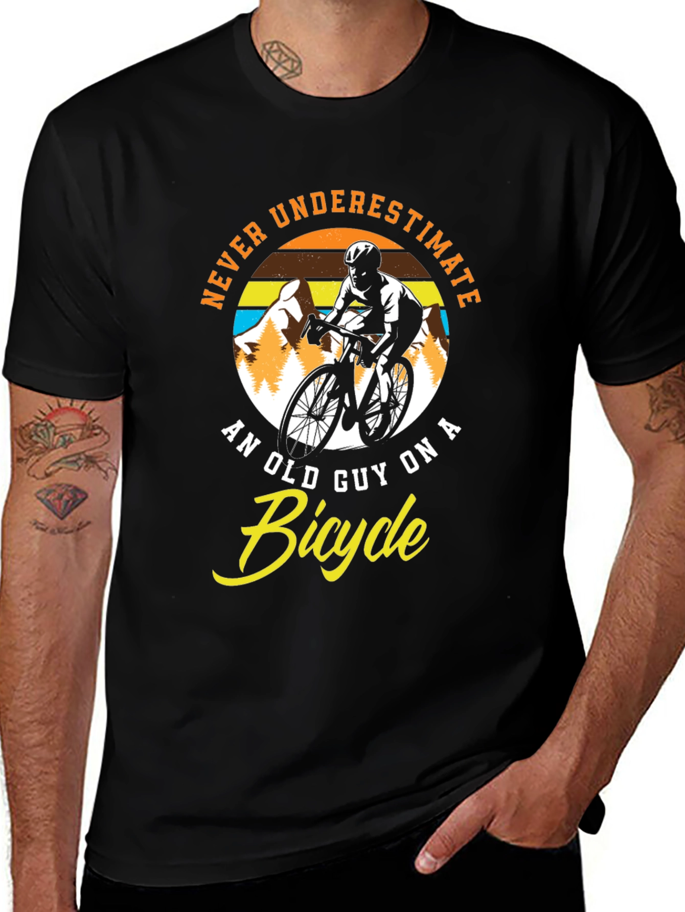 Variant 29 of Never Underestimate an Old Guy on a Bicycle Black T-Shirt