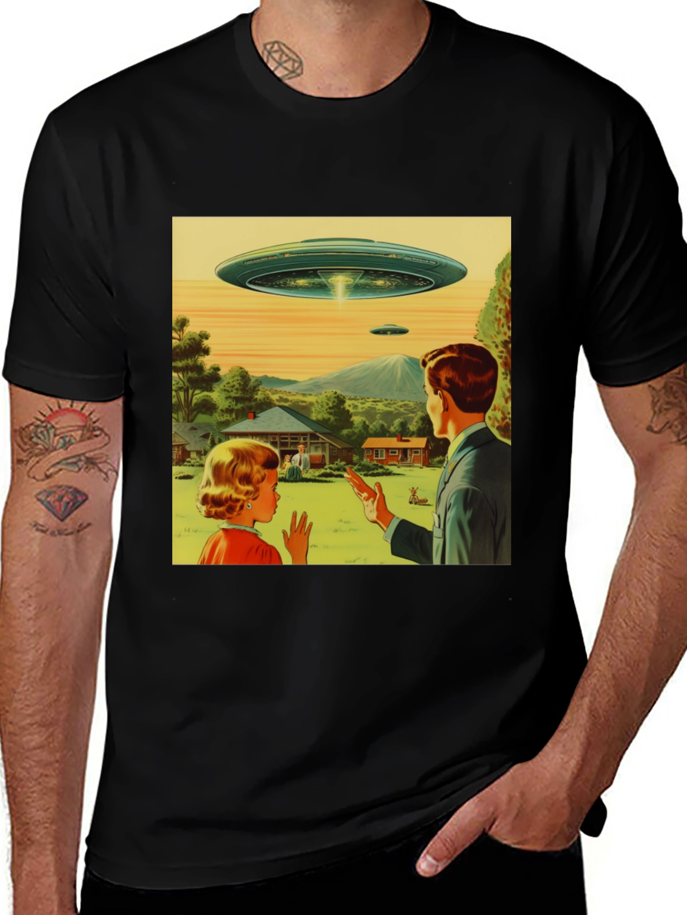 Retro UFO T-Shirt: Sci-Fi Cool