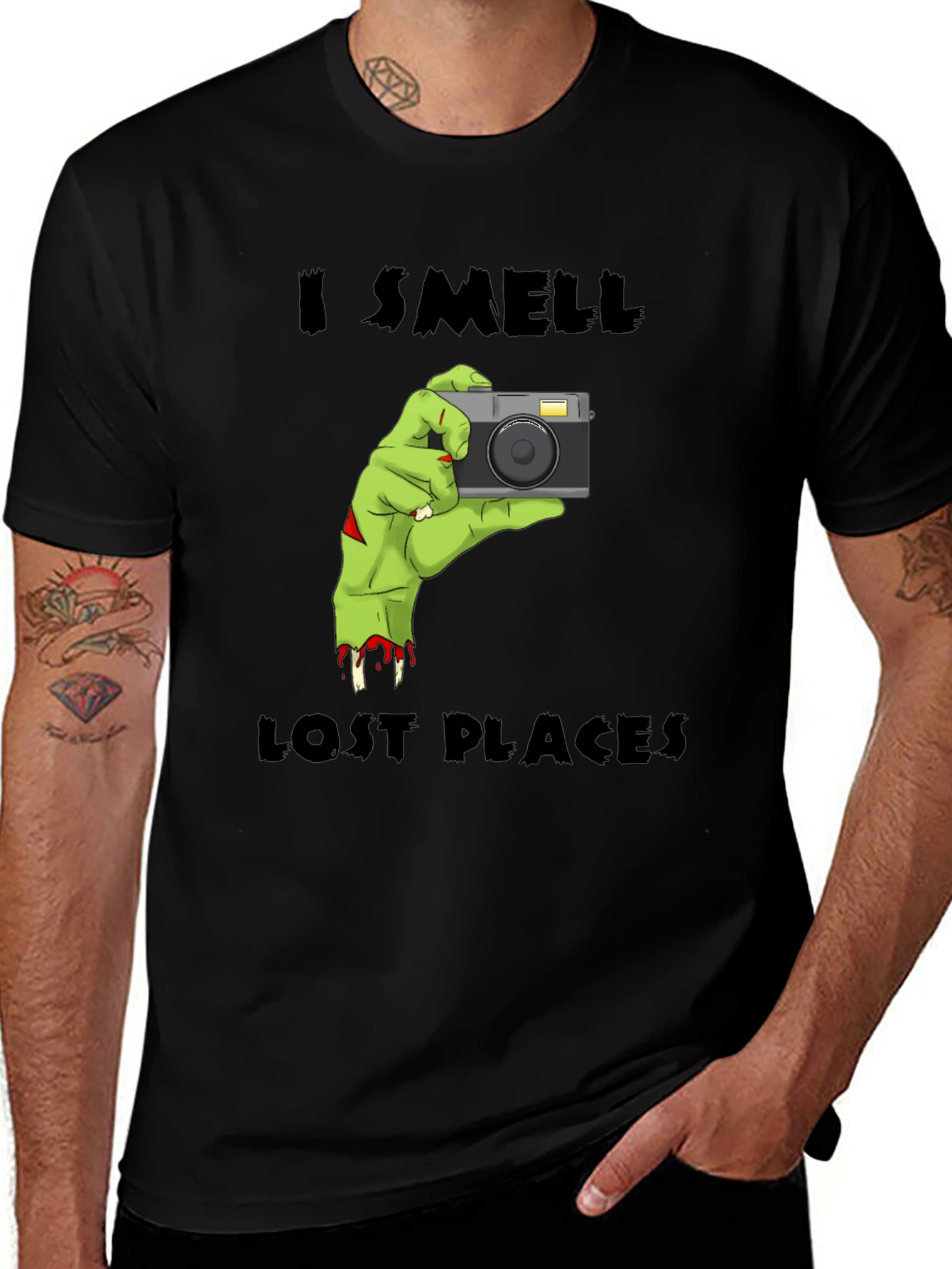 Variant 9 of Zombie Photographer T-Shirt - I Smell Lost Places