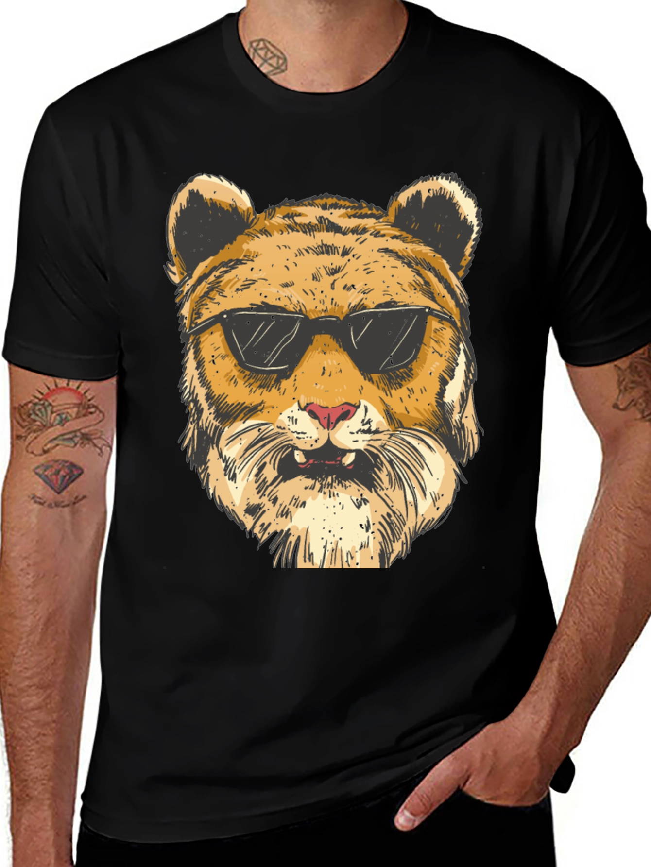 Variant 17 of Cool Tiger Graphic Black T-Shirt